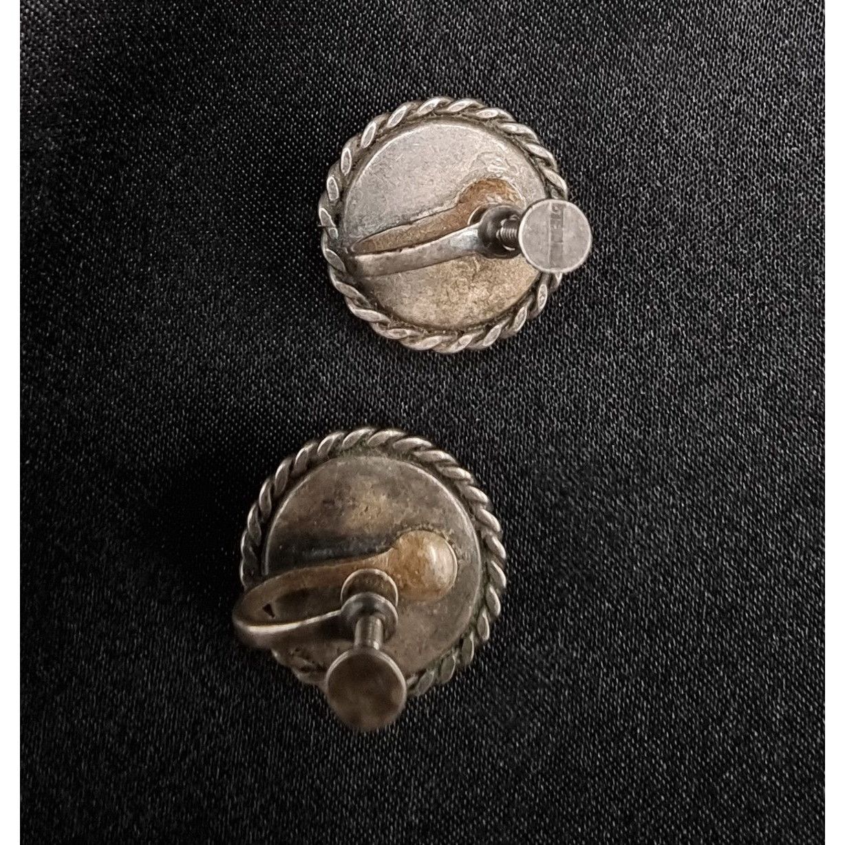 Vintage Vintage 1980S-1990S Howlite Sterling Silver 925 Screw Back E Size ONE SIZE - 4 Thumbnail