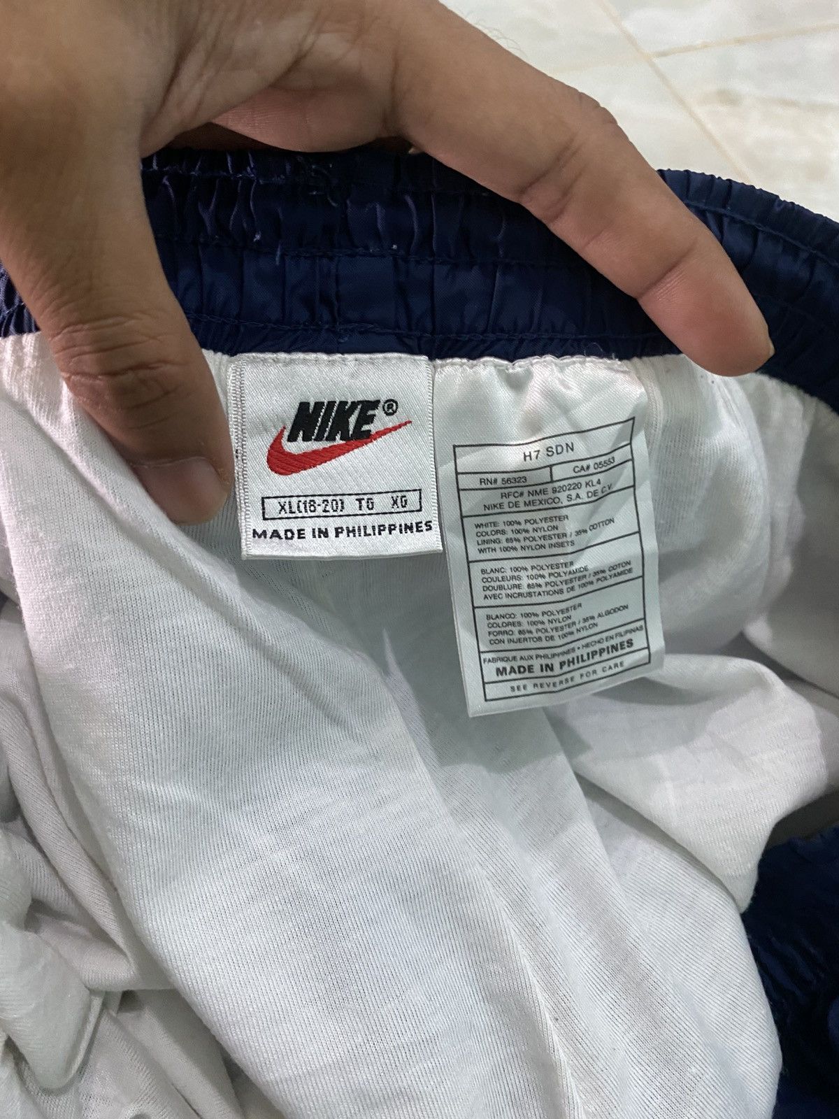 Billie Eilish × Nike 💥 VINTAGE NIKE 90S BAGGY WIDE LEG SWOOSH TRACK PANTS Y2K Size US 28 / EU 44 - 2 Thumbnail