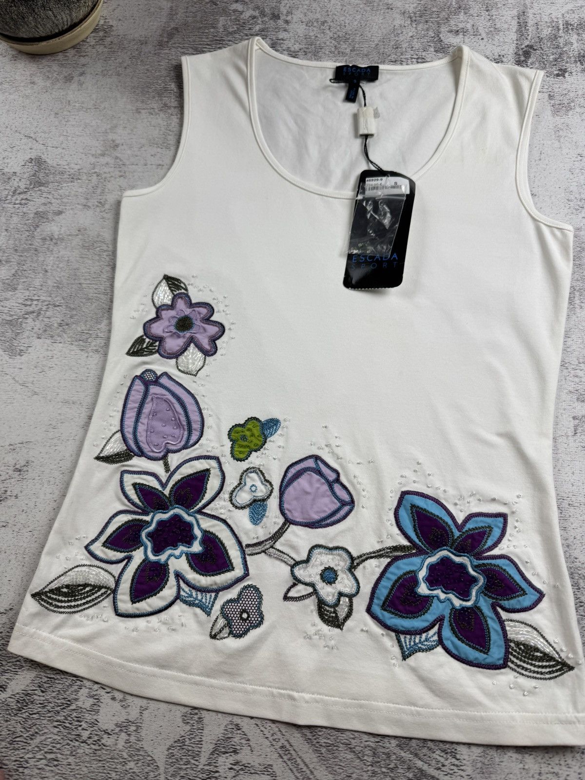 Escada Sport Escada Sport Embroidered Flowers Small Sleeveless White Luxury Tank Trotter Top Size S / US 4 / IT 40 - 6 Thumbnail