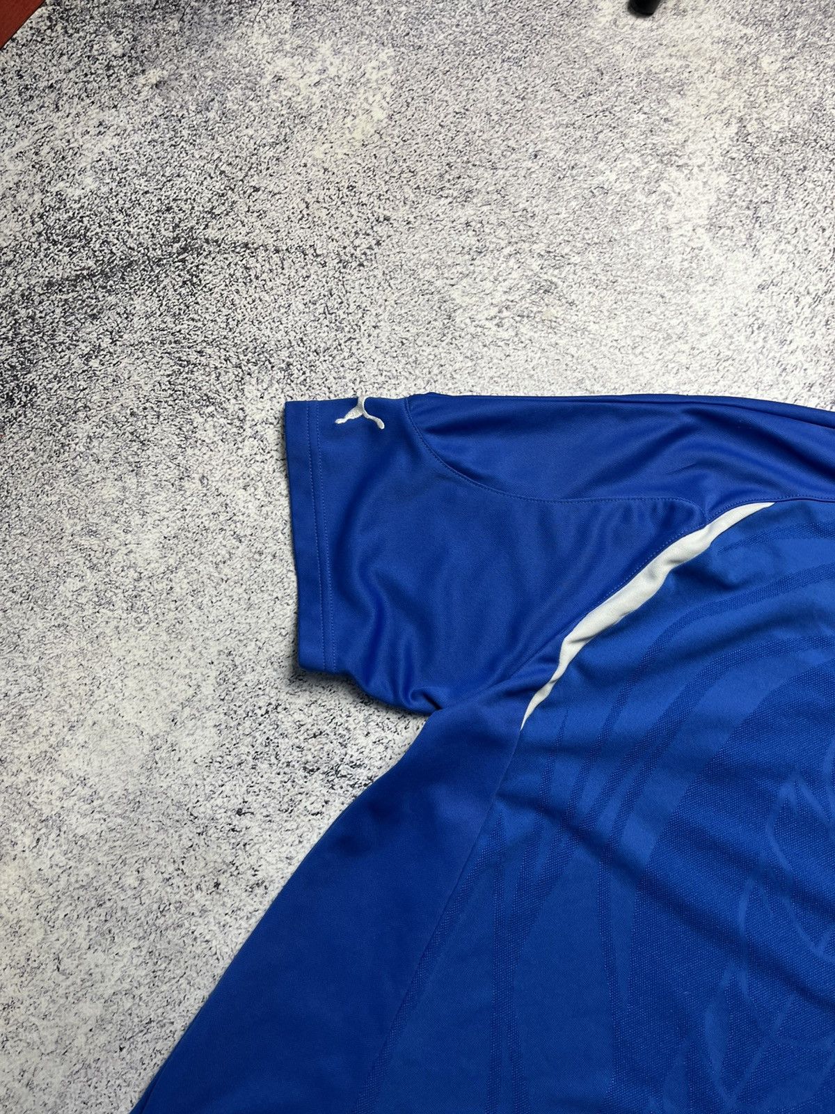 Puma ITALY 2010 2011 HOME FOOTBALL SHIRT SOCCER JERSEY PUMA Size US M / EU 48-50 / 2 - 21 Thumbnail