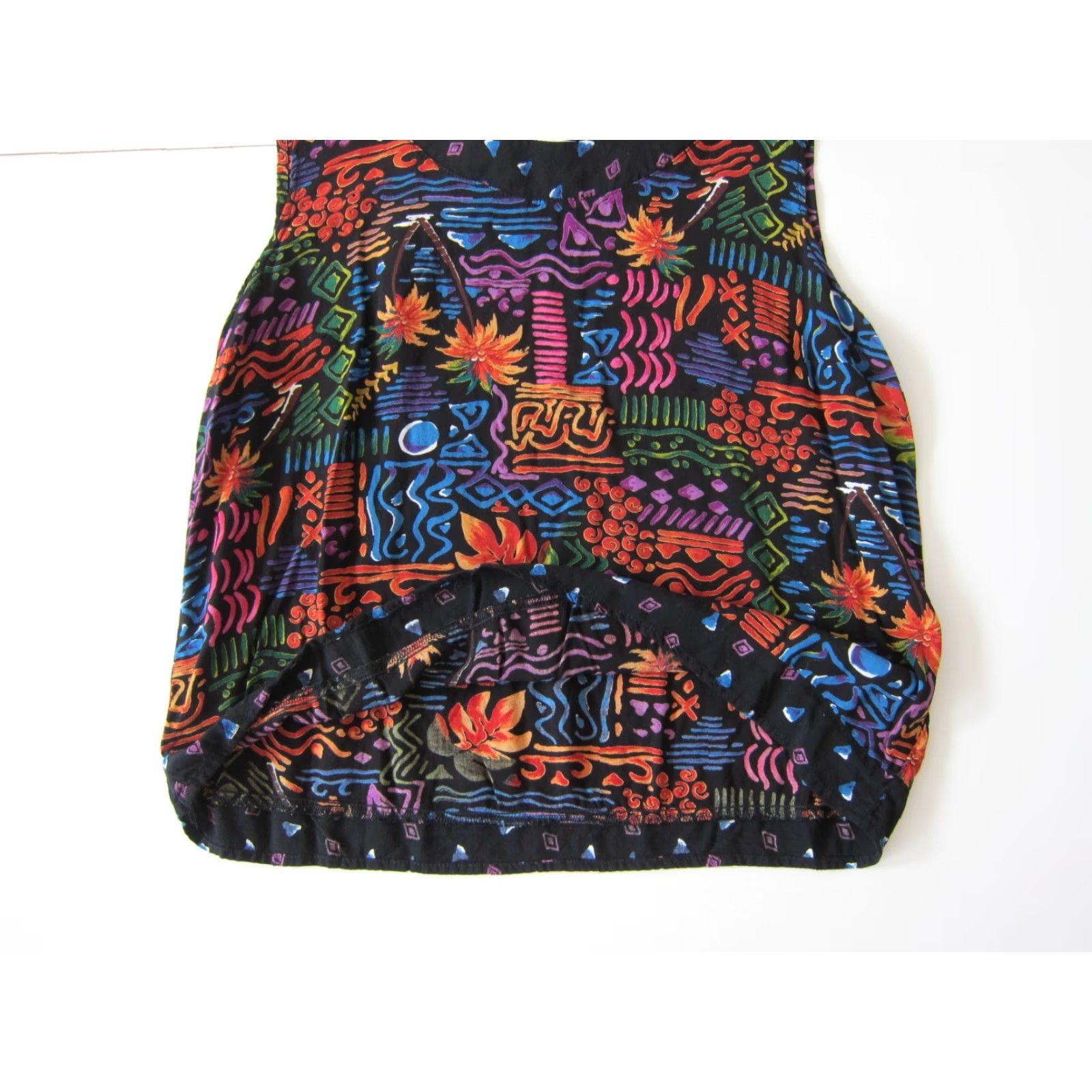 Vintage VINTAGE Units 100% Rayon Black Floral Sleeveless Tunic Tank Blouse M-L Size L / US 10 / IT 46 - 5 Thumbnail