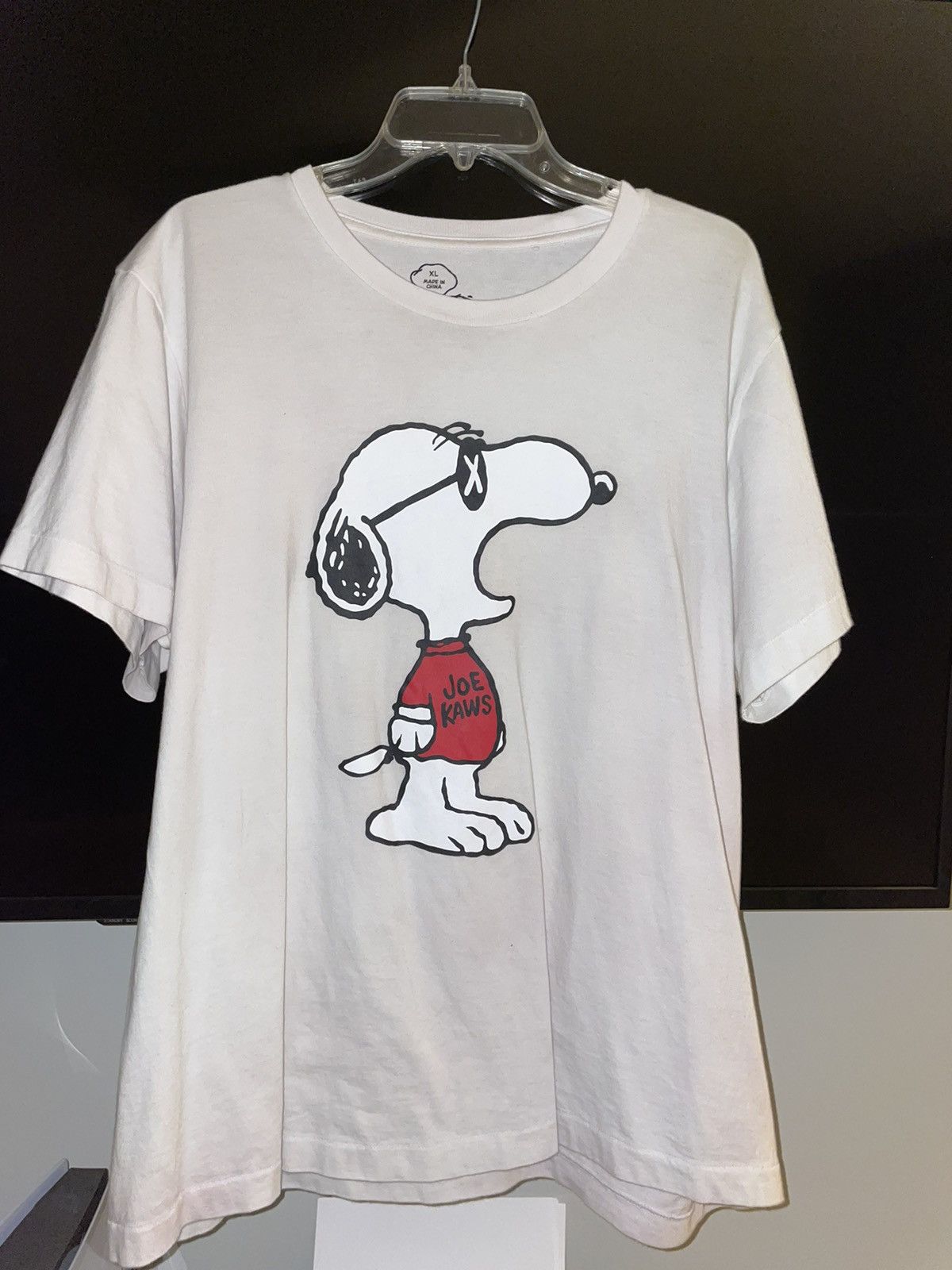 Kaws Kaws X Peanuts “Snoopy Joe Cool” Tee Size US XL / EU 56 / 4 - 1 Preview