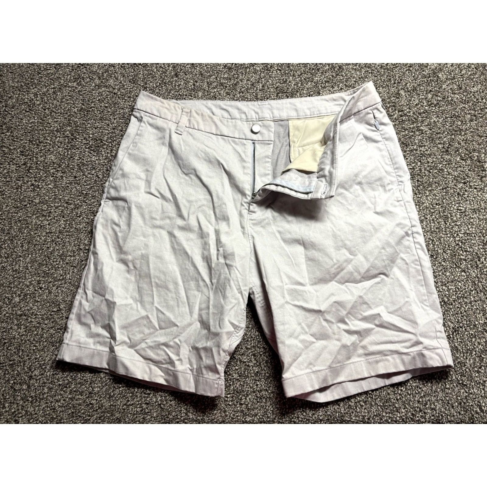 Lululemon Lululemon Commission Shorts Mens 36 Gray Chino Stretch Casual LM7AUES Size US 36 / EU 52 - 6 Thumbnail