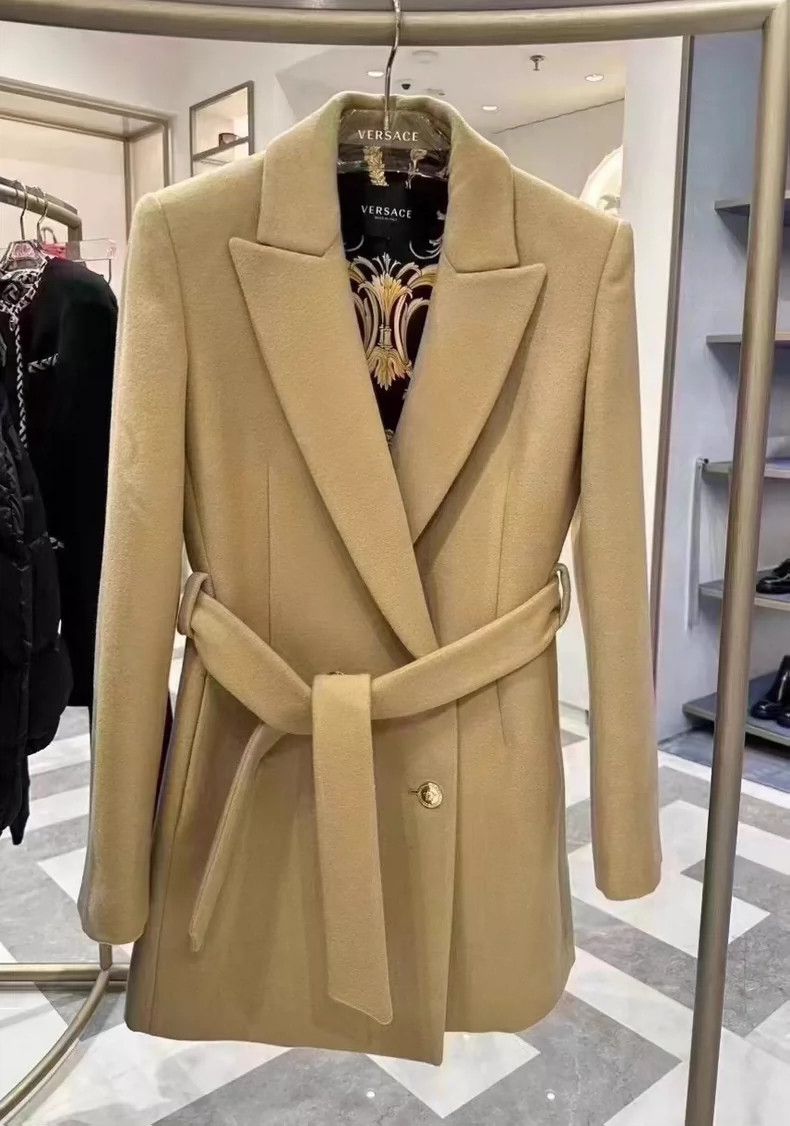 Versace Versace Women's Beige Coat with Belt - dmc Size US L / EU 52-54 / 3 - 1 Thumbnail