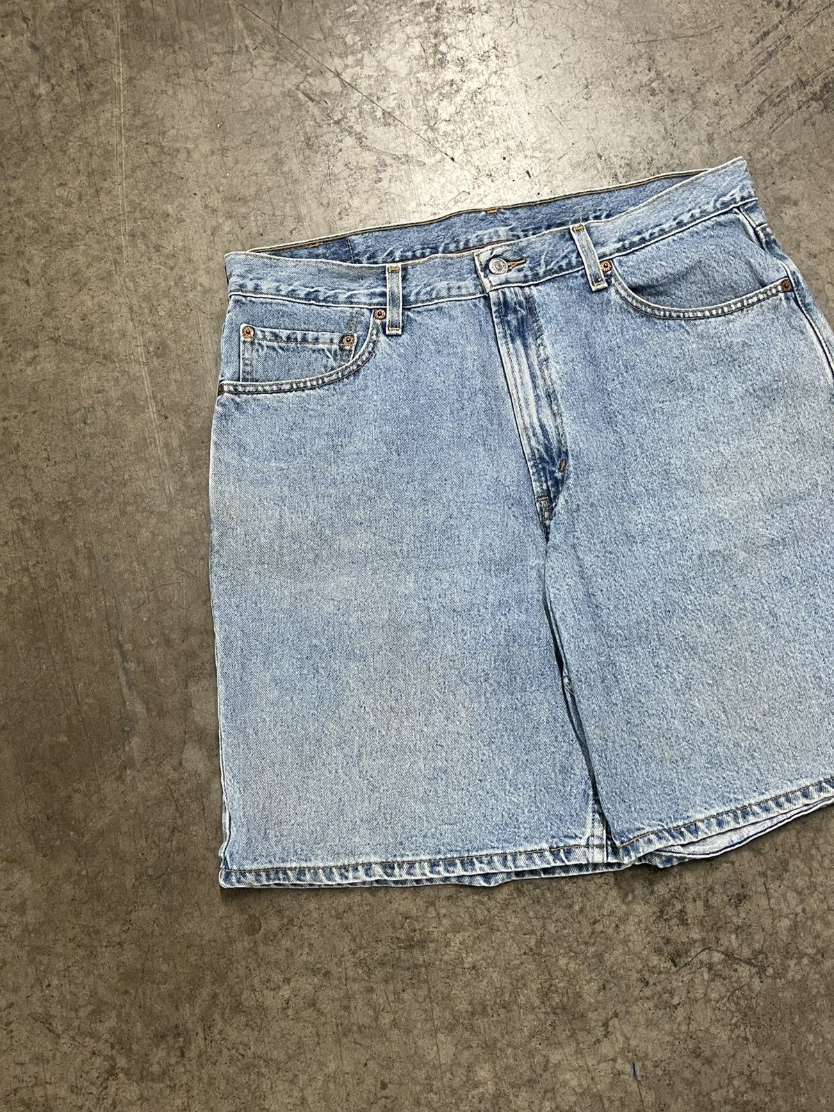 Levi's × Vintage Levi’s vintage 550 jorts baggy skater streetwear hype rare Size US 36 / EU 52 - 6 Thumbnail