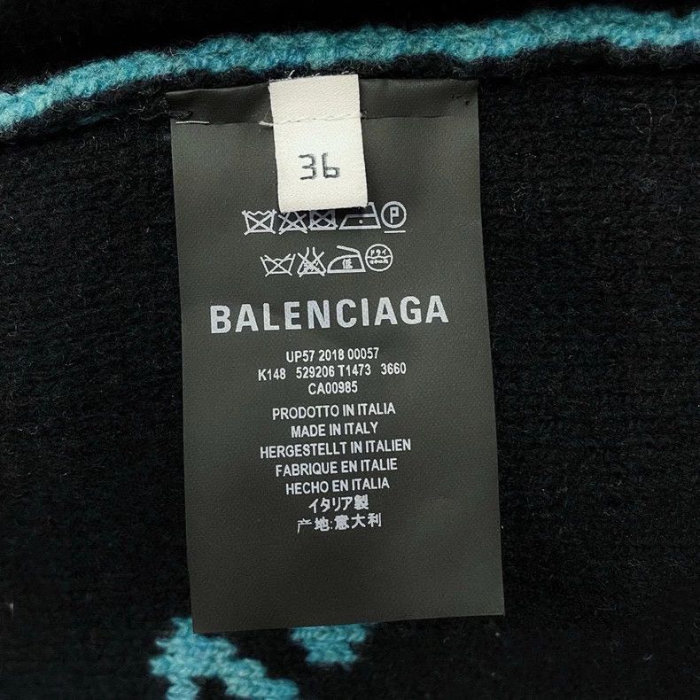 Balenciaga Balenciaga size 36 Blue Full Print Logo Sweater Size S / US 4 / IT 40 - 6 Thumbnail