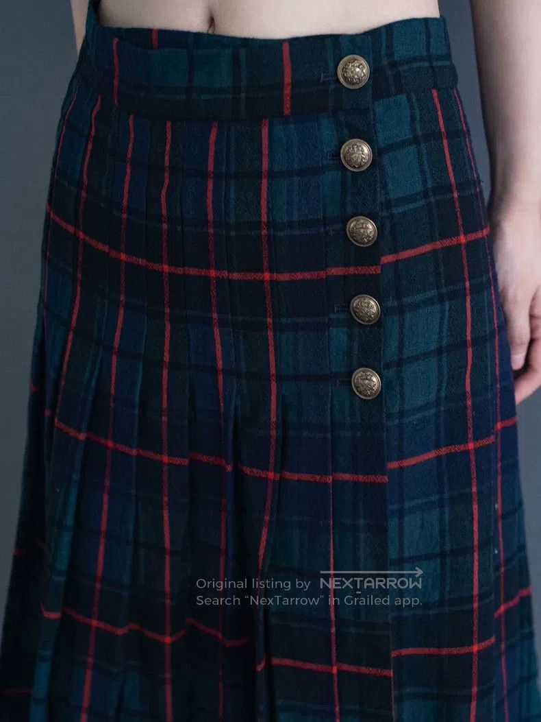 Comme des Garcons Comme Des Garcons size M Red and green check plaid pleated Size 23" - 5 Thumbnail