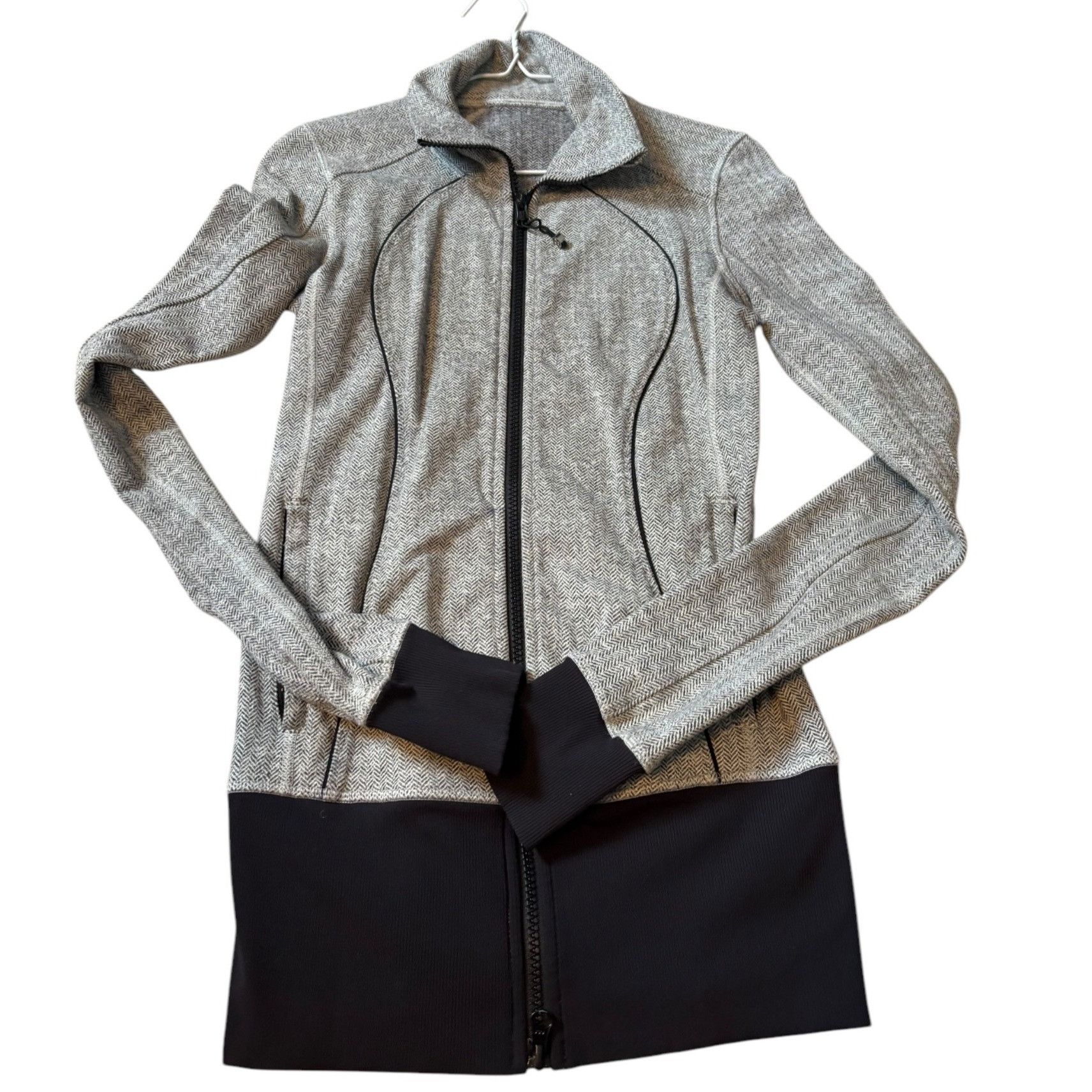 Lululemon Lululemon Womens Gray Black Herringbone Full-Zip Jacket sz 2 Size S / US 4 / IT 40 - 1 Thumbnail