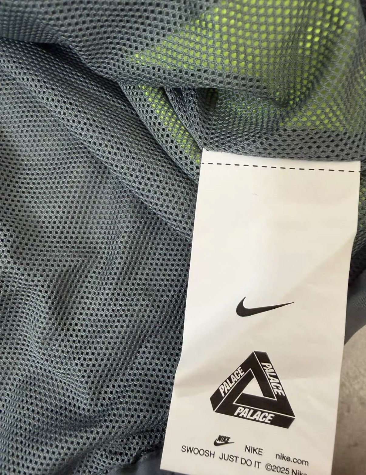 Palace PALACE x Nike FW25 TOTAL P90 TRACK JACKET J34 Size US L / EU 52-54 / 3 - 6 Thumbnail