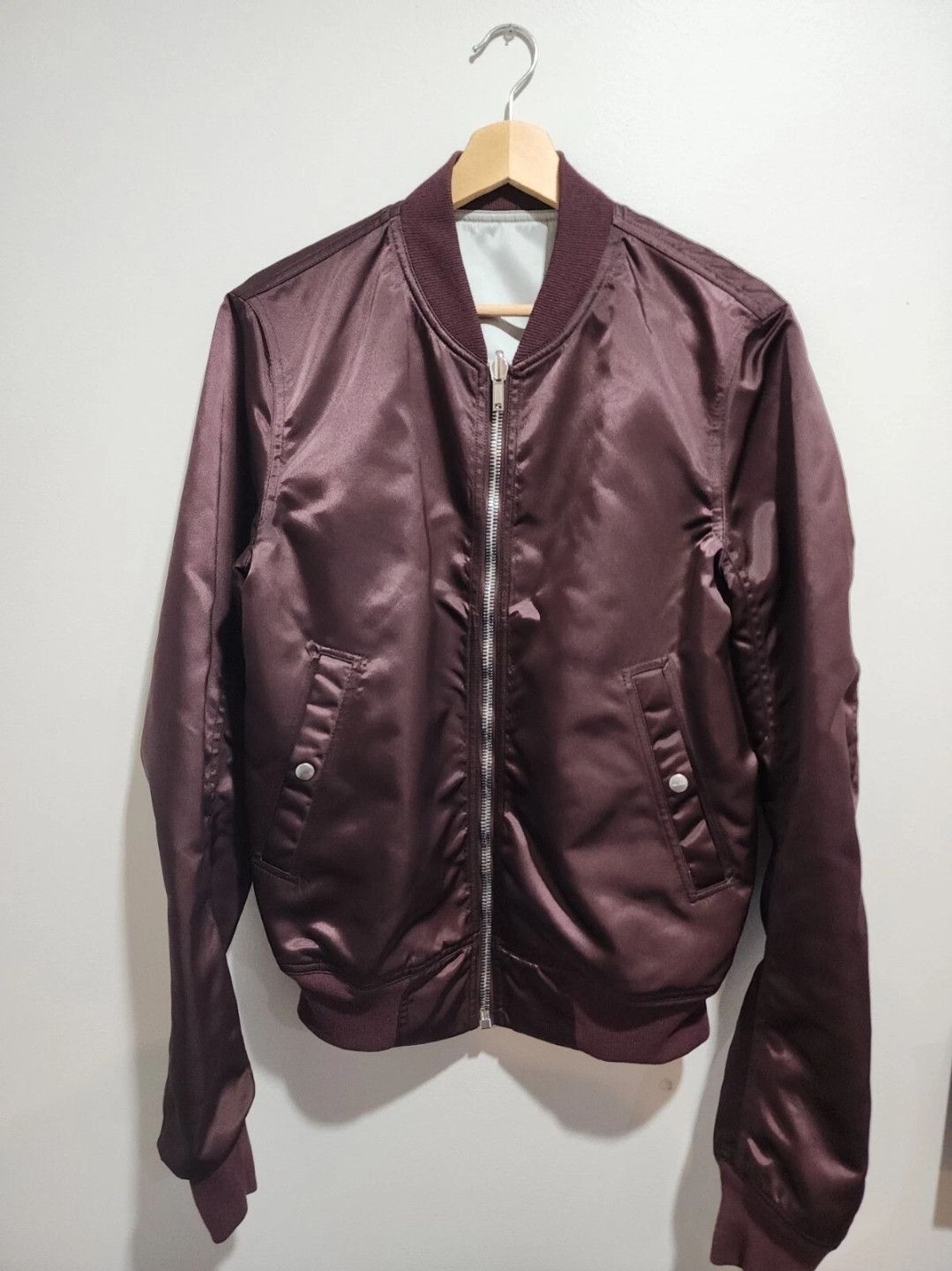 Rick Owens Rick Owens Reversible Cropped Flight Blood/Pearl Bomber 48 Size US M / EU 48-50 / 2 - 1 Thumbnail
