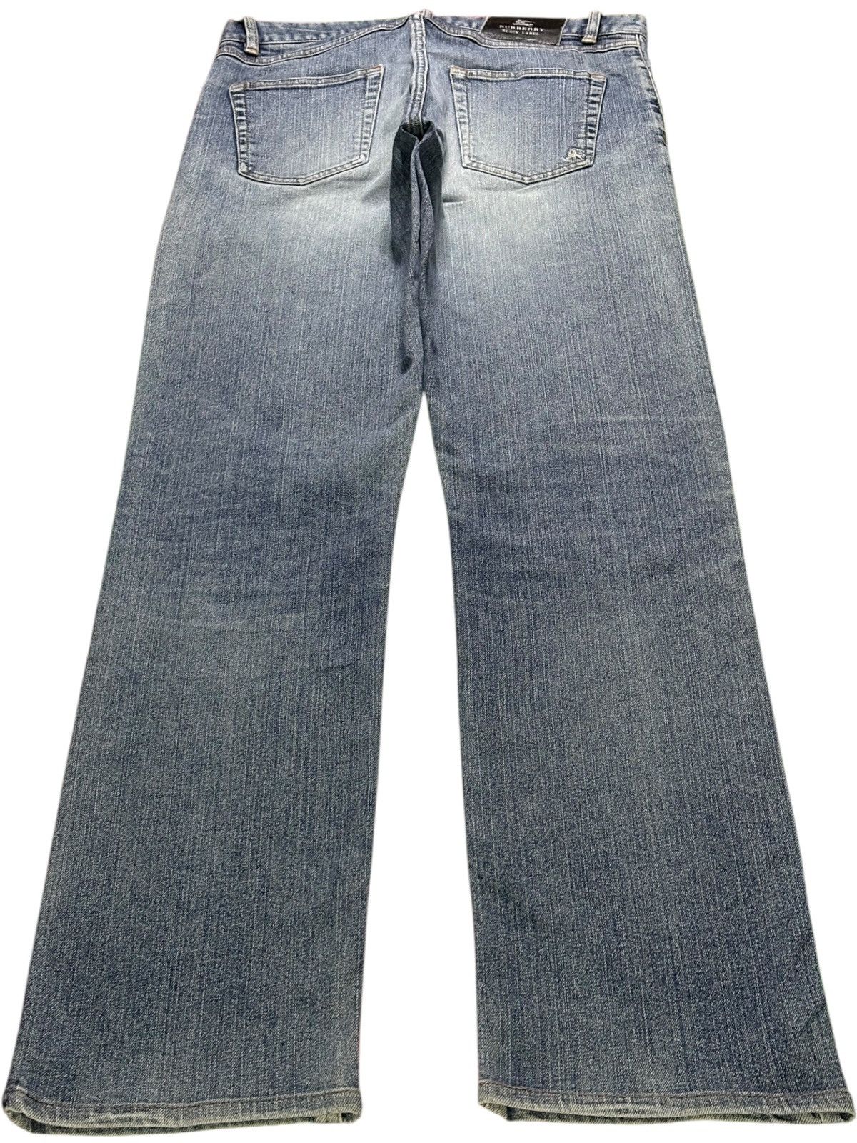 Burberry Vintage Burberry Button Fly Faded Wash Distressed Jeans Size US 30 / EU 46 - 2 Thumbnail