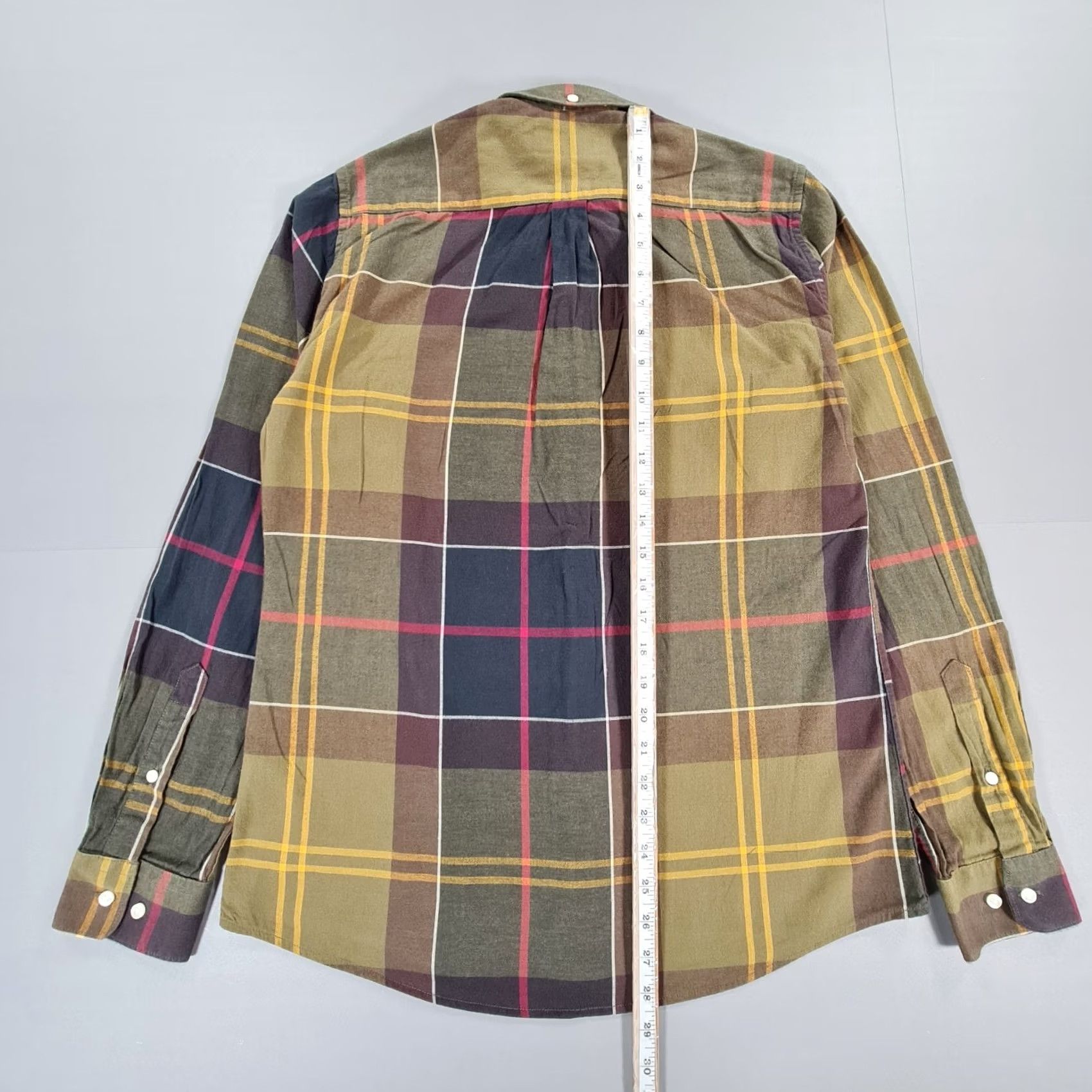 Barbour Barbour Mens Shirt Green Endsleigh Tartan Plaid Cotton Country Shirt Small Casual Mens Regular Long Sleeve Button-Up Chest Pocket Size US S / EU 44-46 / 1 - 7 Thumbnail