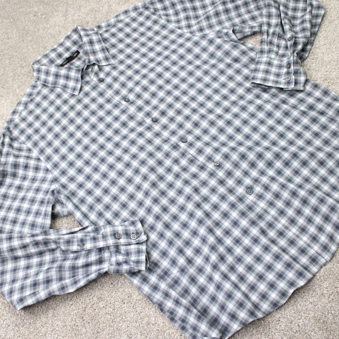 John Varvatos John Varvatos Shirt Men XL Gray Plaid Button-Down Collared 100% Cotton L/S Regular Size US XL / EU 56 / 4 - 7 Thumbnail