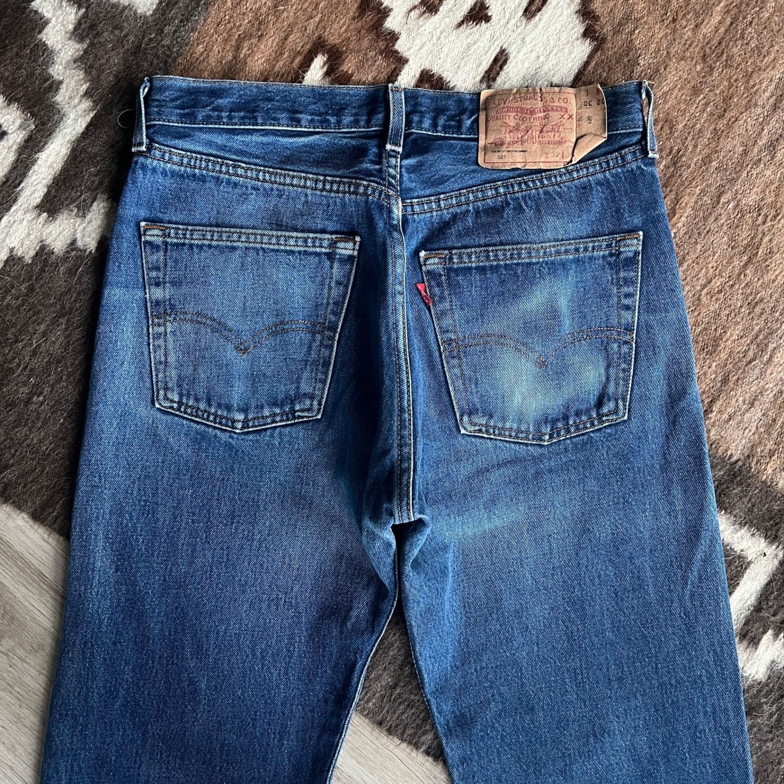 Levi's Levi’s 501 Vintage Medium Blue Button Fly USA Jeans 9784AC Size US 31 - 2 Thumbnail