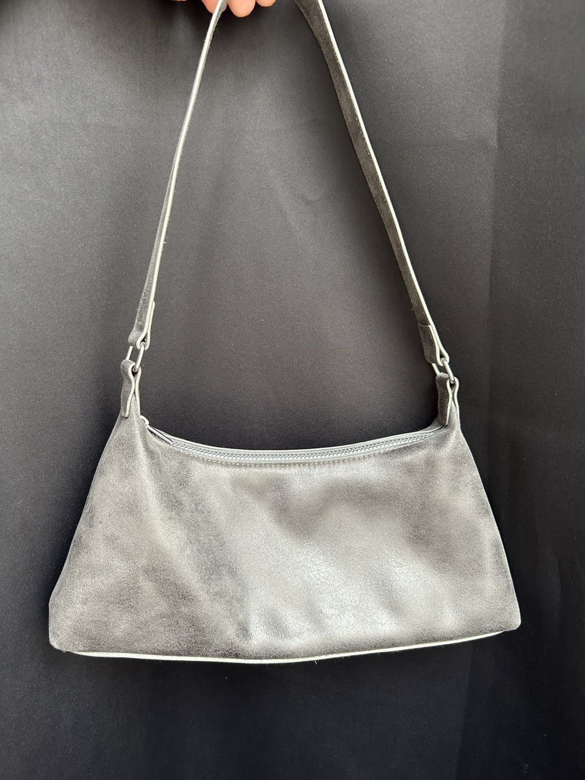 H&M Dark Gray Shoulder Bag Size ONE SIZE - 1 Thumbnail
