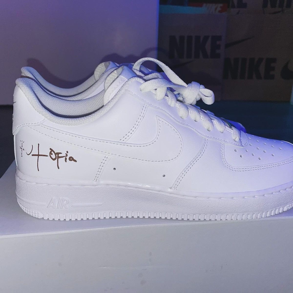 Nike × Travis Scott Travis Scott Utopia AF1 9M Size US 9 / EU 42 - 4 Thumbnail