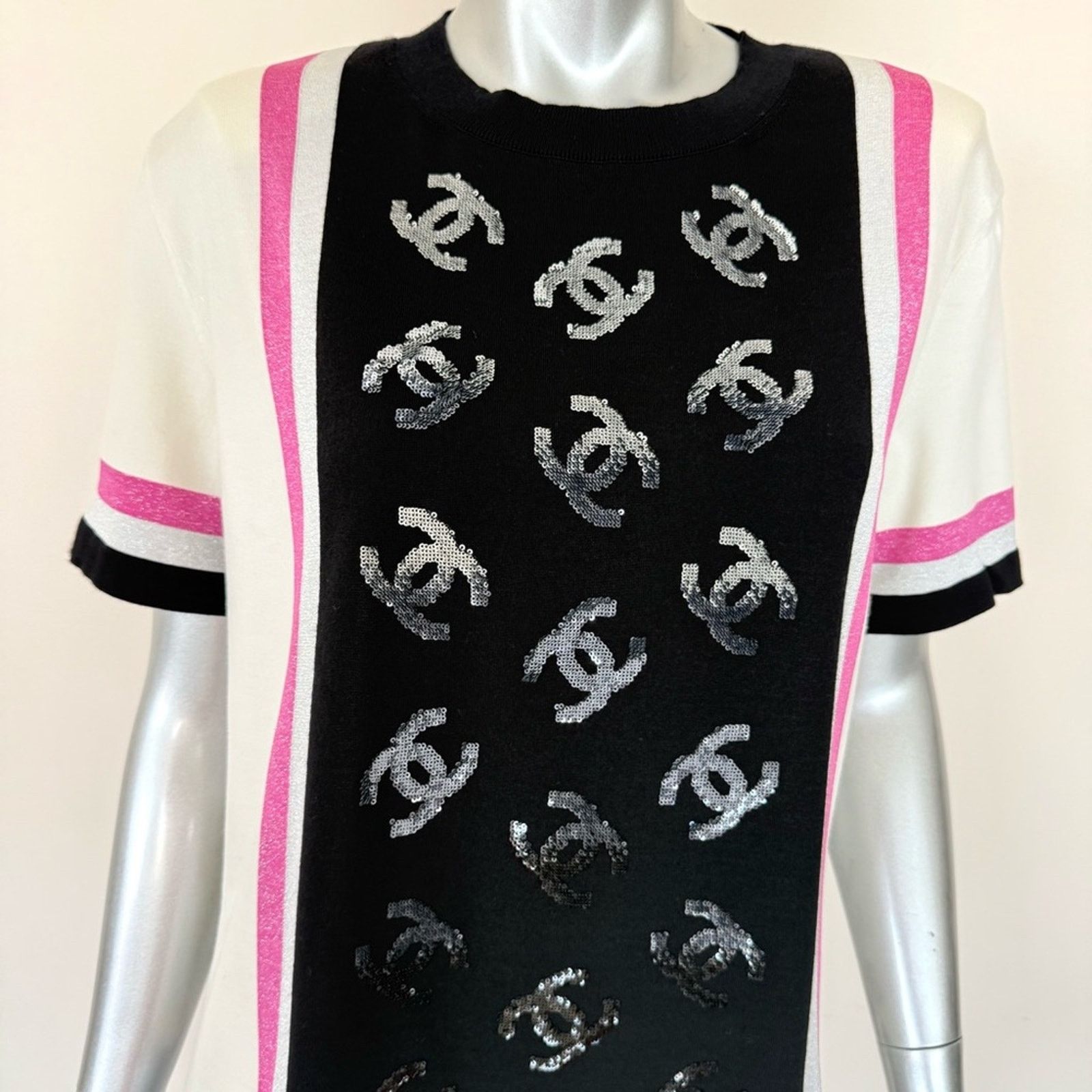 Chanel CHANEL CC women wool top size 50FR or 10US Authentic 3900$ Size L / US 10 / IT 46 - 2 Thumbnail