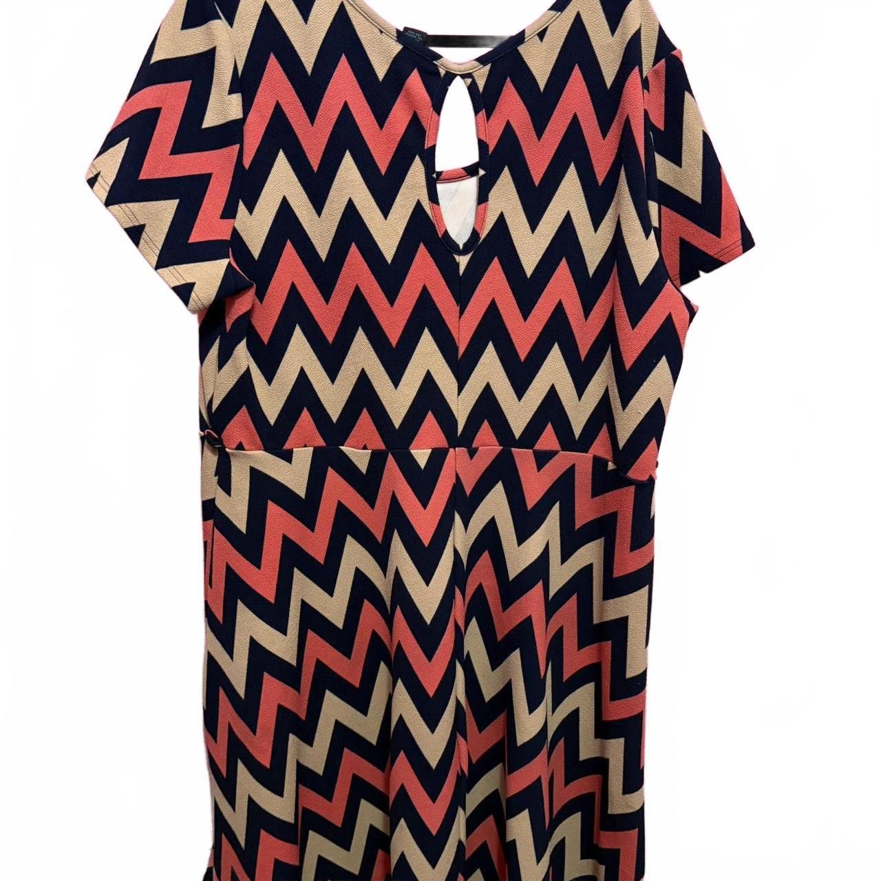 Designer Chevron Pattern Maxi Dress - Stylish Summer Wear Size M / US 6-8 / IT 42-44 - 2 Thumbnail