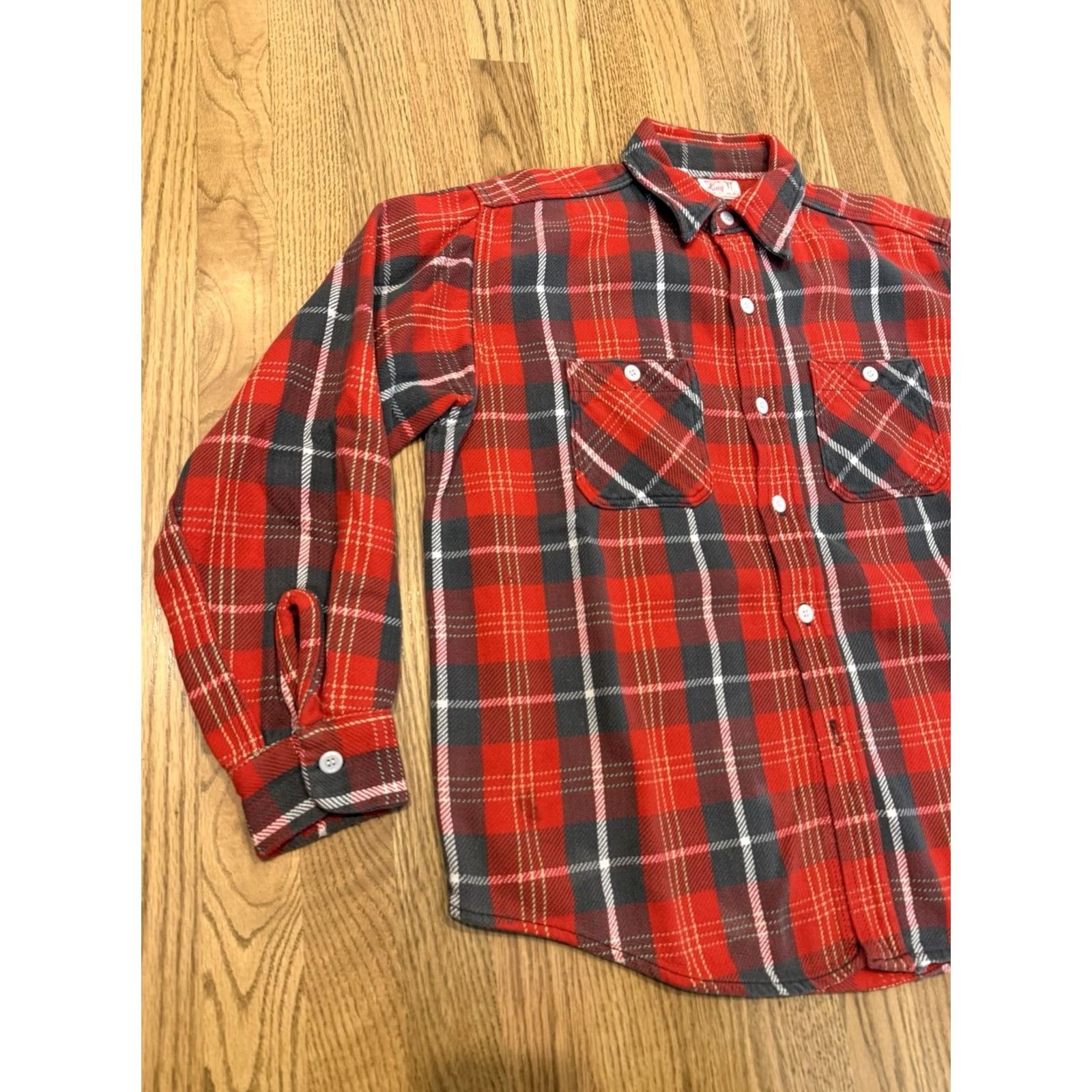 Vintage VINTAGE Winter King Cotton Flannel Shirt Plaid Long Sleeve Mens S Red Button-Up 60s 50s Retro Size US S / EU 44-46 / 1 - 6 Thumbnail
