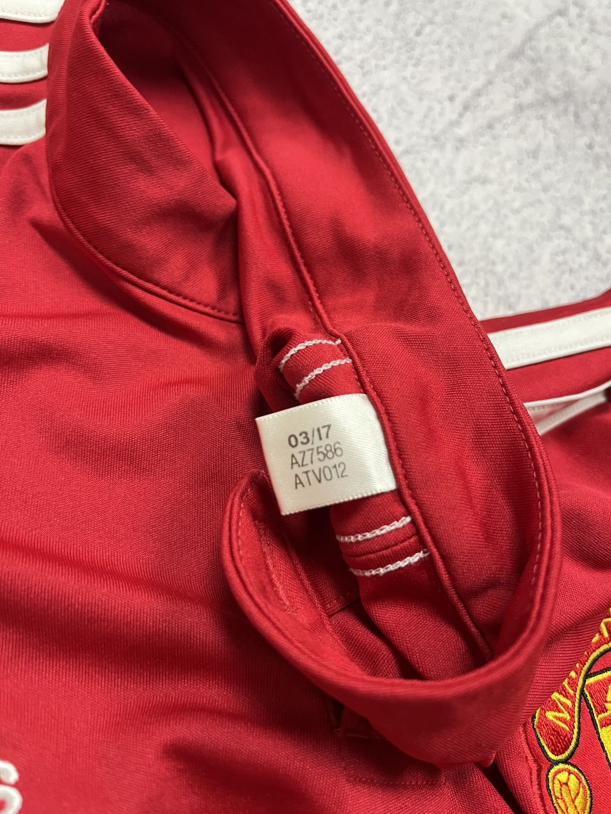 Nike Nike Manchester United 2017 Long Sleeve Soccer Jersey Size US S / EU 44-46 / 1 - 9 Thumbnail