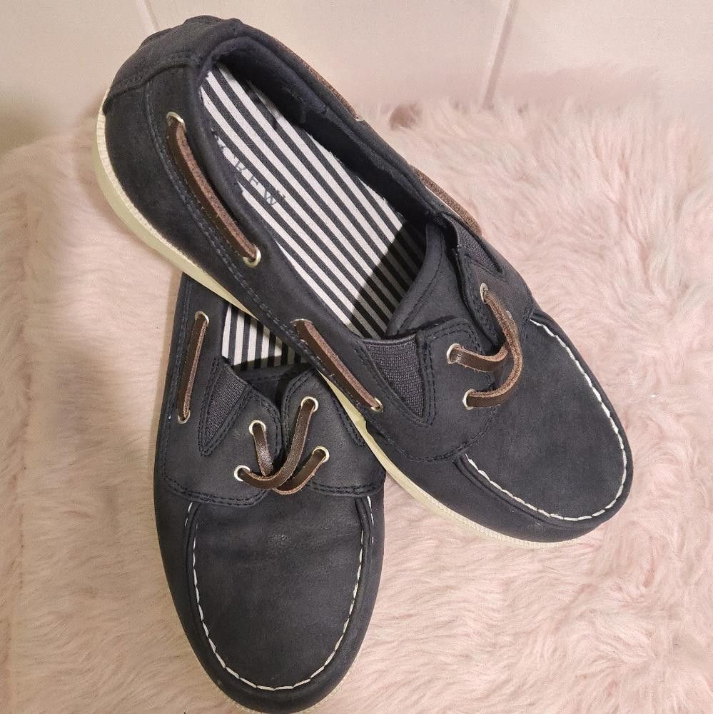 Designer Crew Cuts Boat Shoes Size US 5 / EU 37 - 2 Thumbnail