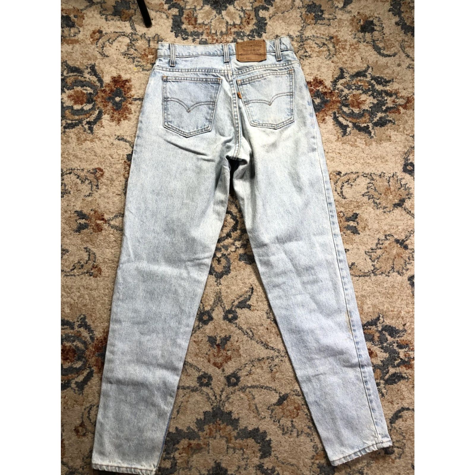 Levi's VINTAGE Levi's Jeans 950 Light Wash Relaxed Tapered Womens 9 Long 32in Denim 100% Cotton USA Pit Pocket Tailored Boys Girls Mens Womens Size 30" / US 8 / IT 44 - 7 Thumbnail