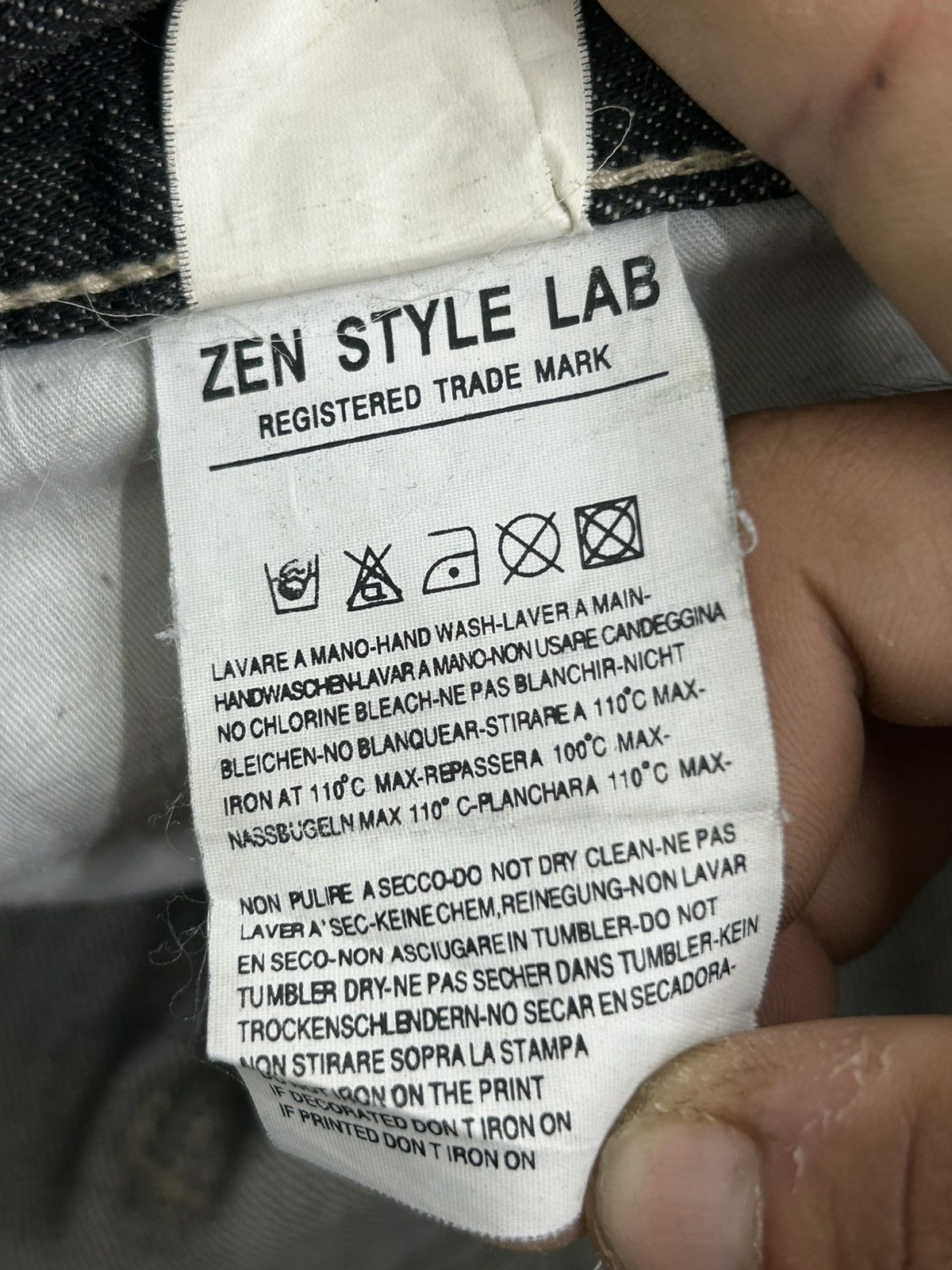 20471120 × GOSTAR DE FUGA × Japanese Brand Zenstyle Lab Japan Jean Pocket Logo Crown Fire Cross Size US 36 / EU 52 - 24 Thumbnail