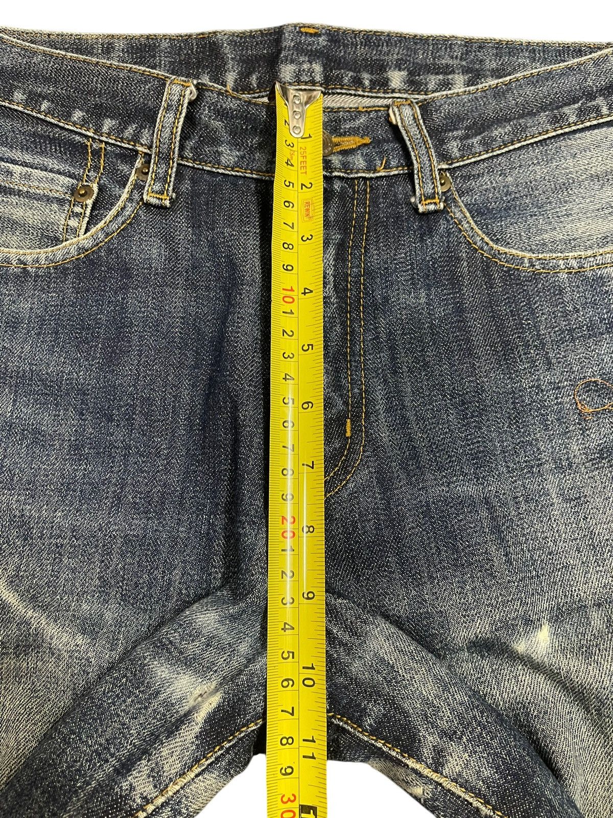 Uniqlo Vintage Japanese Uniqlo Blue Faded Wash Baggy Jeans Size US 28 / EU 44 - 15 Thumbnail
