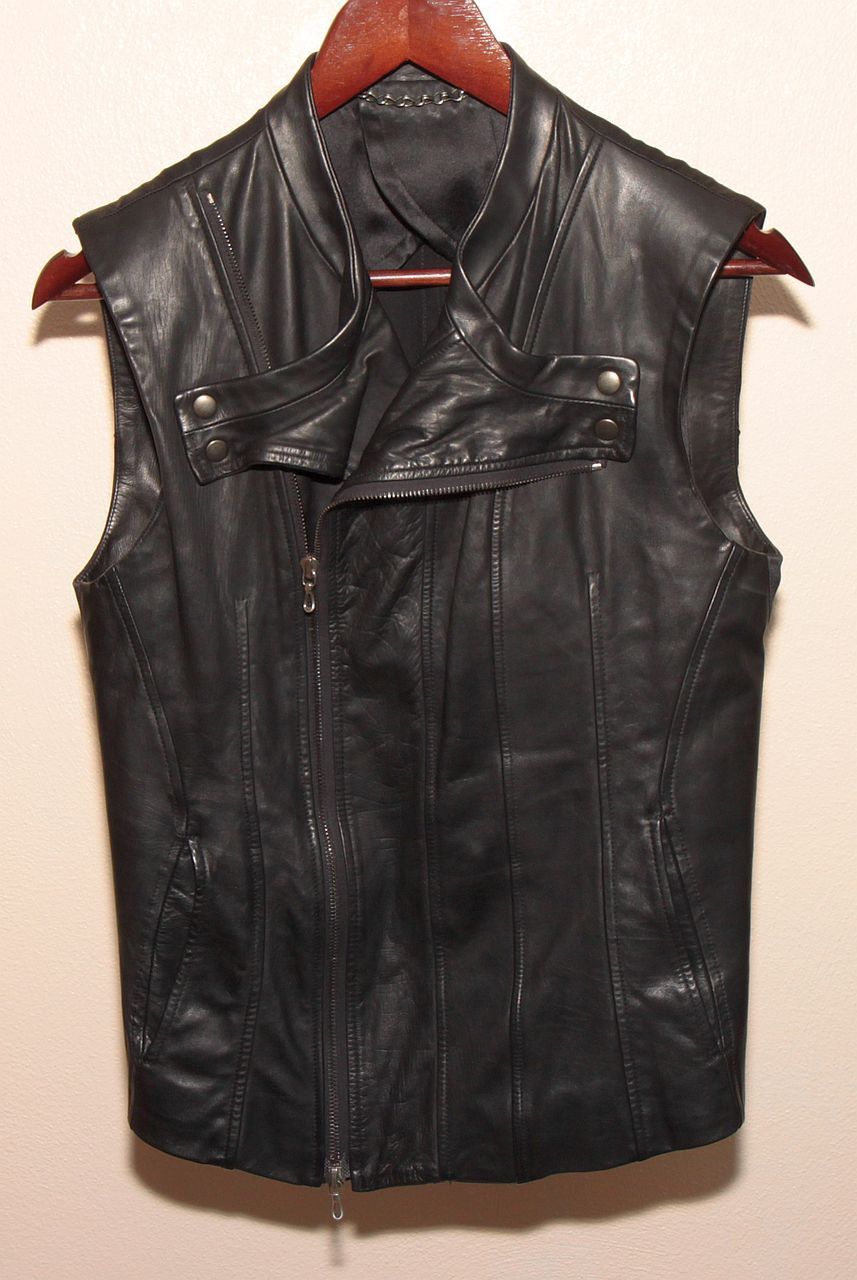 Julius ARCHIVE The Structure 06SS Leather Vest San Mateo Size US S / EU 44-46 / 1 - 1 Thumbnail