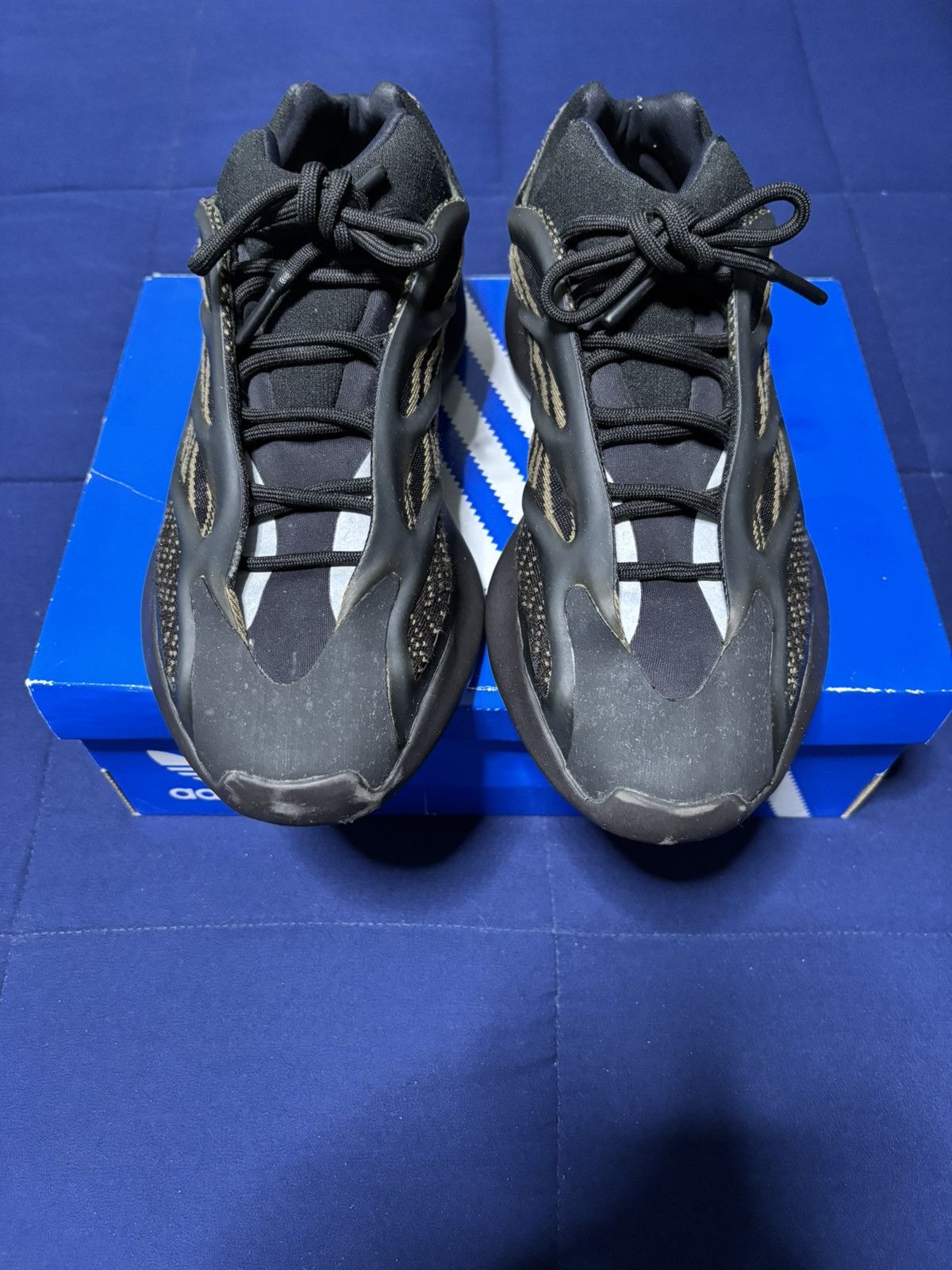 Adidas Adidas Yeezy 700 V3 Clay Brown 2020 Size 10 Size US 10 / EU 43 - 2 Thumbnail