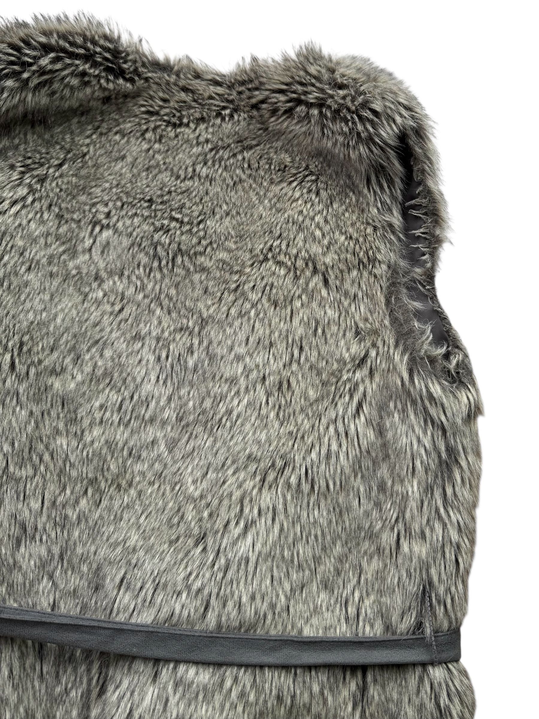 Vintage Y2K Faux Fur Vest (V50) Size L / US 10 / IT 46 - 7 Thumbnail