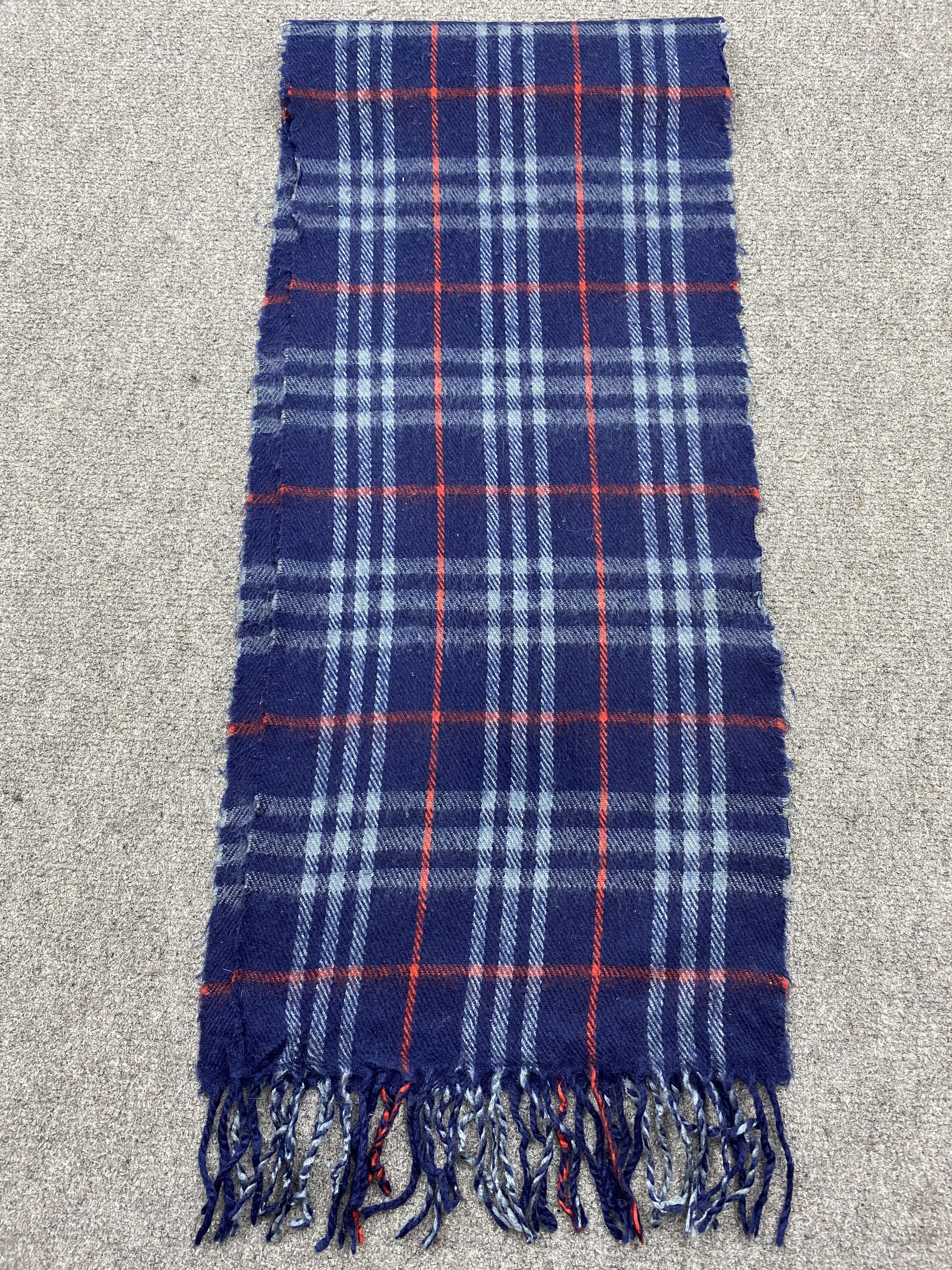 Burberry Burberrys Scarf / Muffler / Neckwear SC0175 Size ONE SIZE - 9 Thumbnail