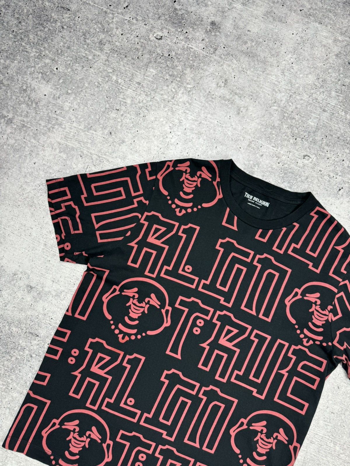 True Religion Vintage True Religion Big Monogram Logo Multilogo T-Shirt Size US L / EU 52-54 / 3 - 5 Thumbnail
