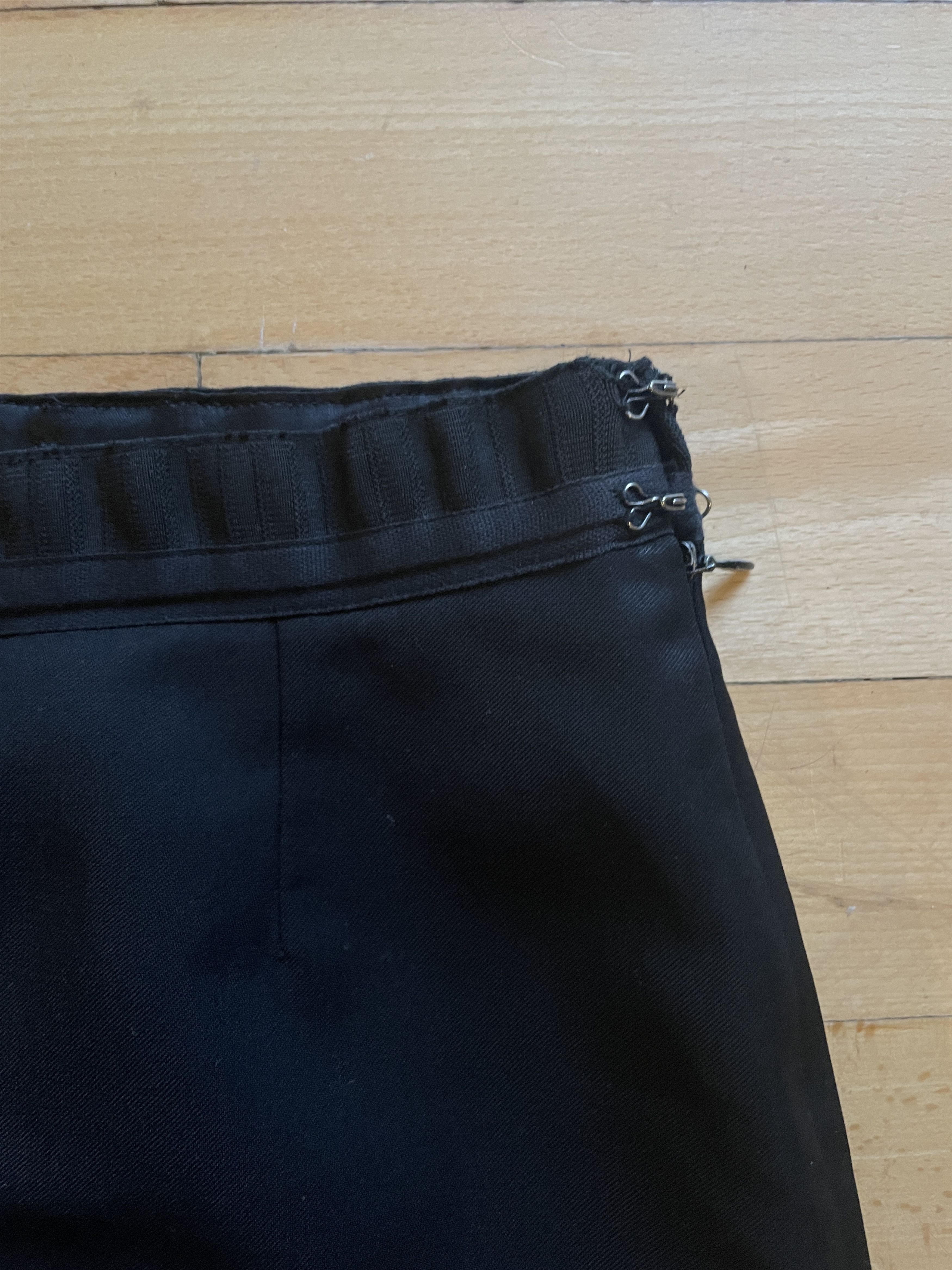 Maison Margiela Maison Margiela 90's Black Midi Skirt Size 30" / US 8 / IT 44 - 3 Thumbnail