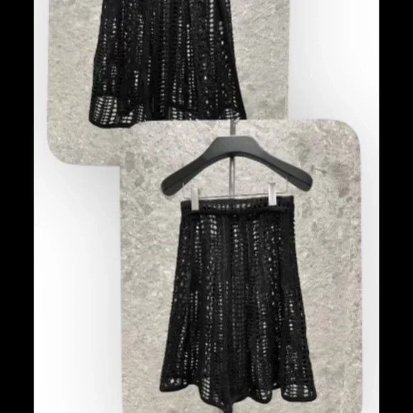 Givenchy Givenchy Skirt In Crochet - NEW WITH TAGS Size 27" / US 4 / IT 40 - 5 Thumbnail