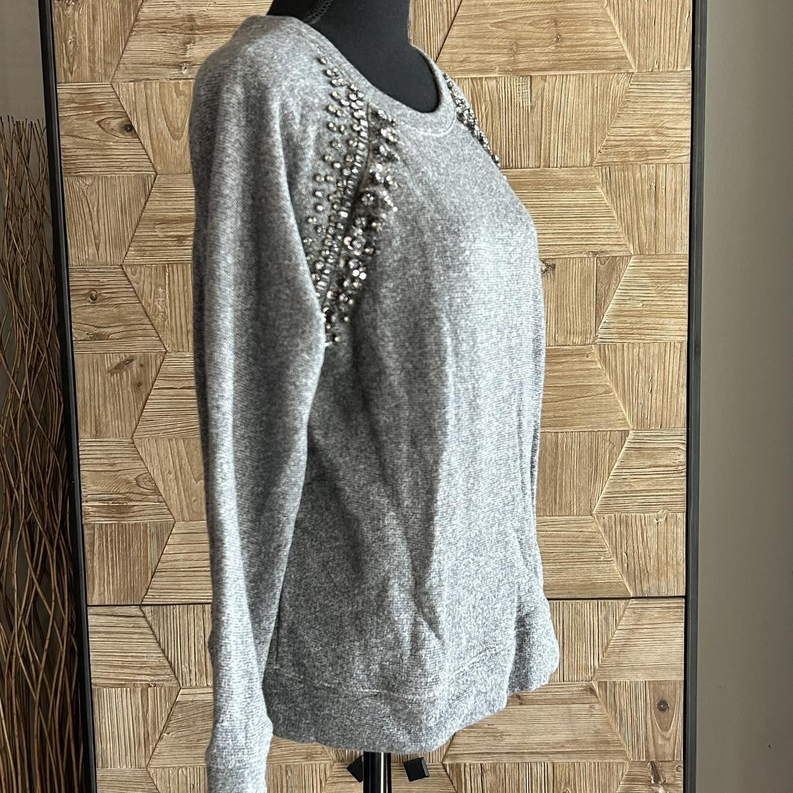 J.Crew J Crew Sweater Sz Medium Heather Grey Pullover Rhinestone Size M / US 6-8 / IT 42-44 - 3 Thumbnail