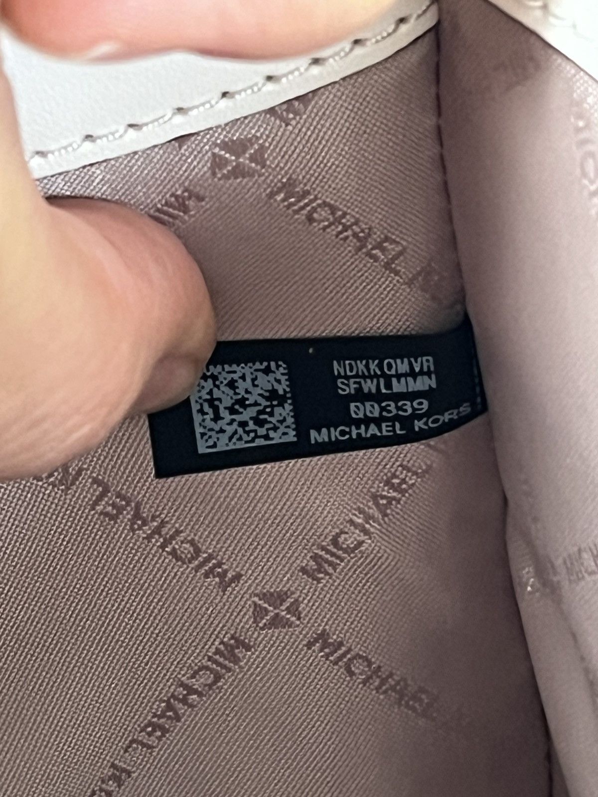 Michael Kors Michael Kors Purse Size ONE SIZE - 15 Thumbnail