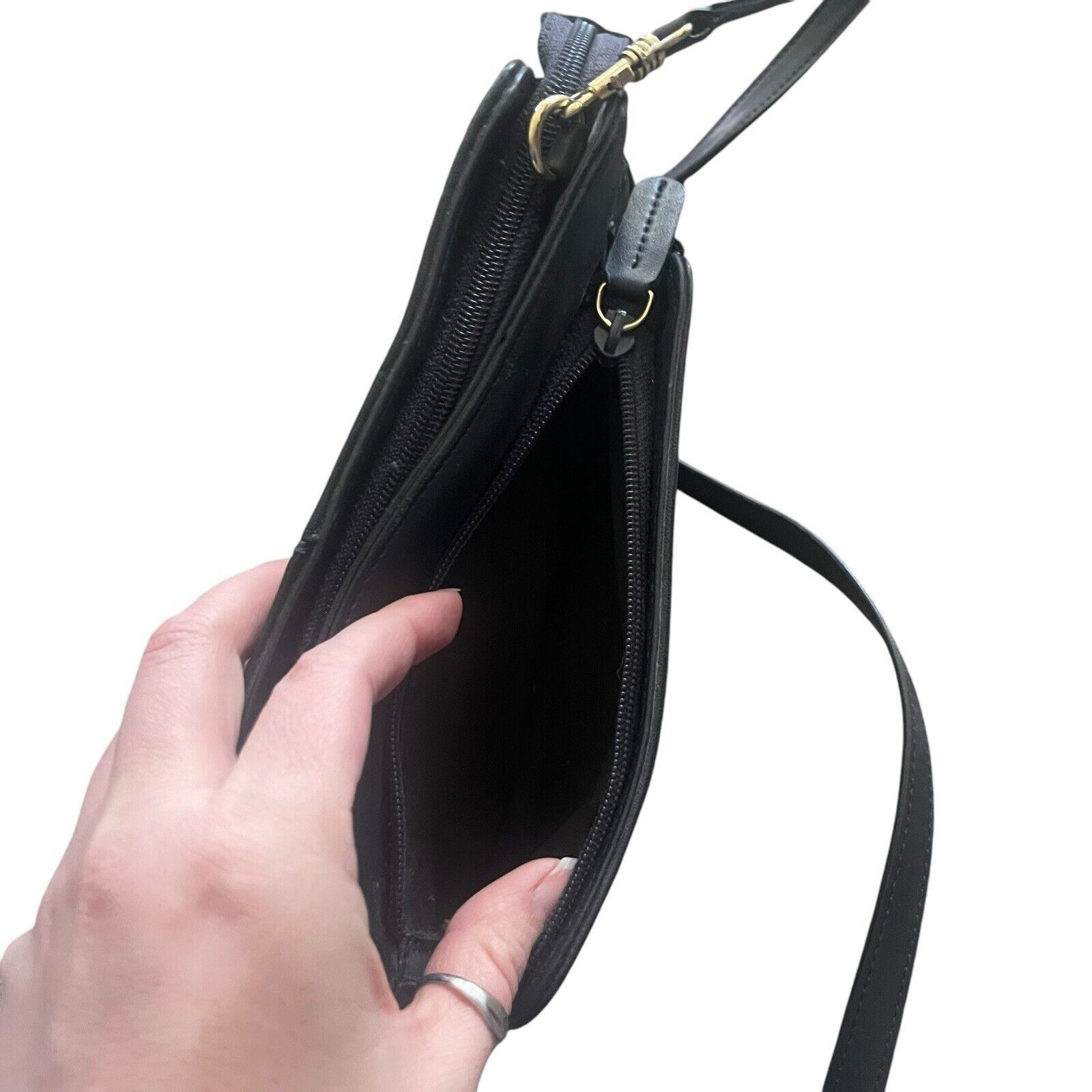 Other Giani Bernini Black Leather Small Crossbody Shoulder Purse Size ONE SIZE - 4 Thumbnail