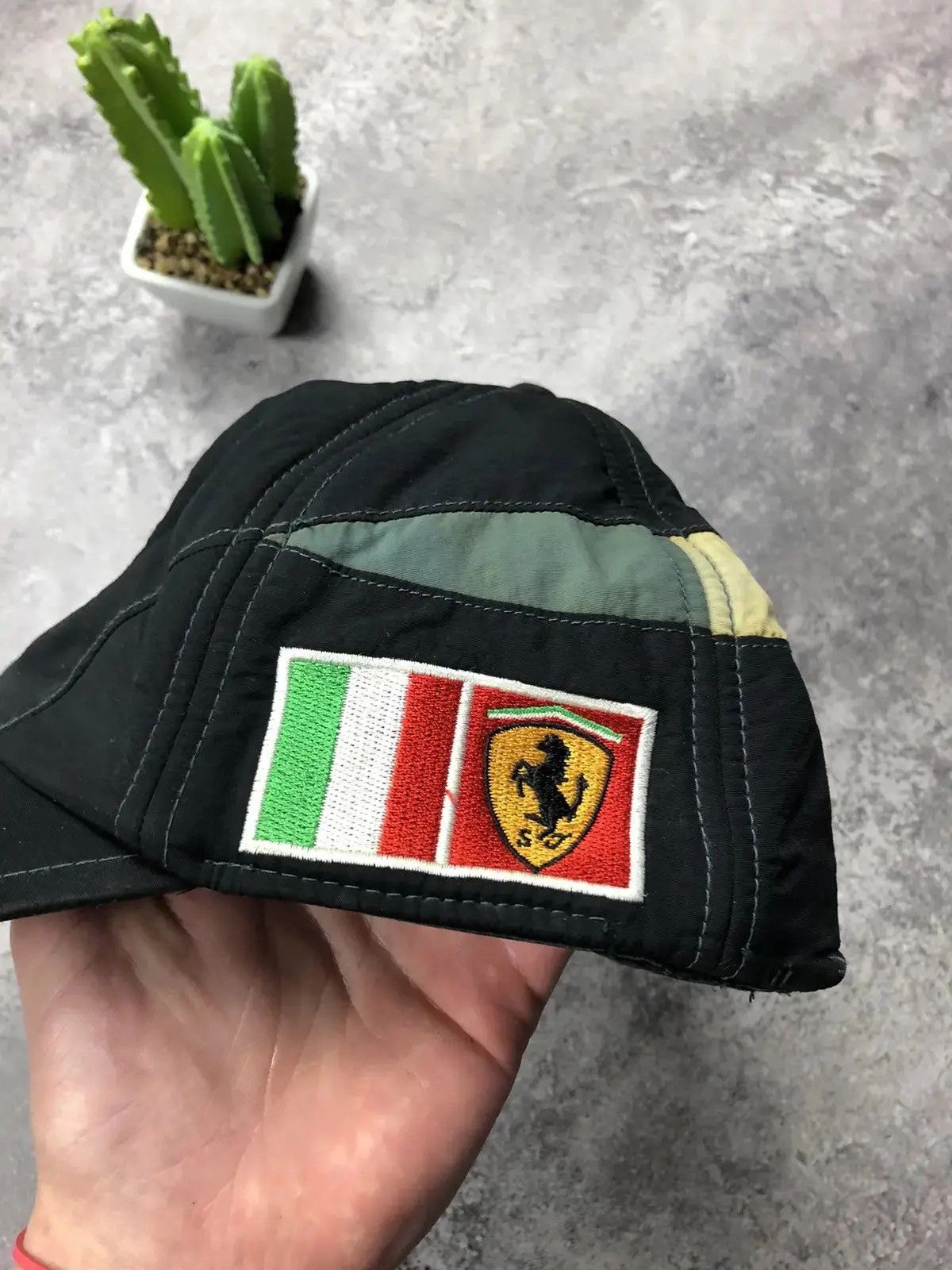 Ferrari FERRARI Vintage Fleece Cap F1 Streetwear Racing Big Logo Size ONE SIZE - 3 Thumbnail