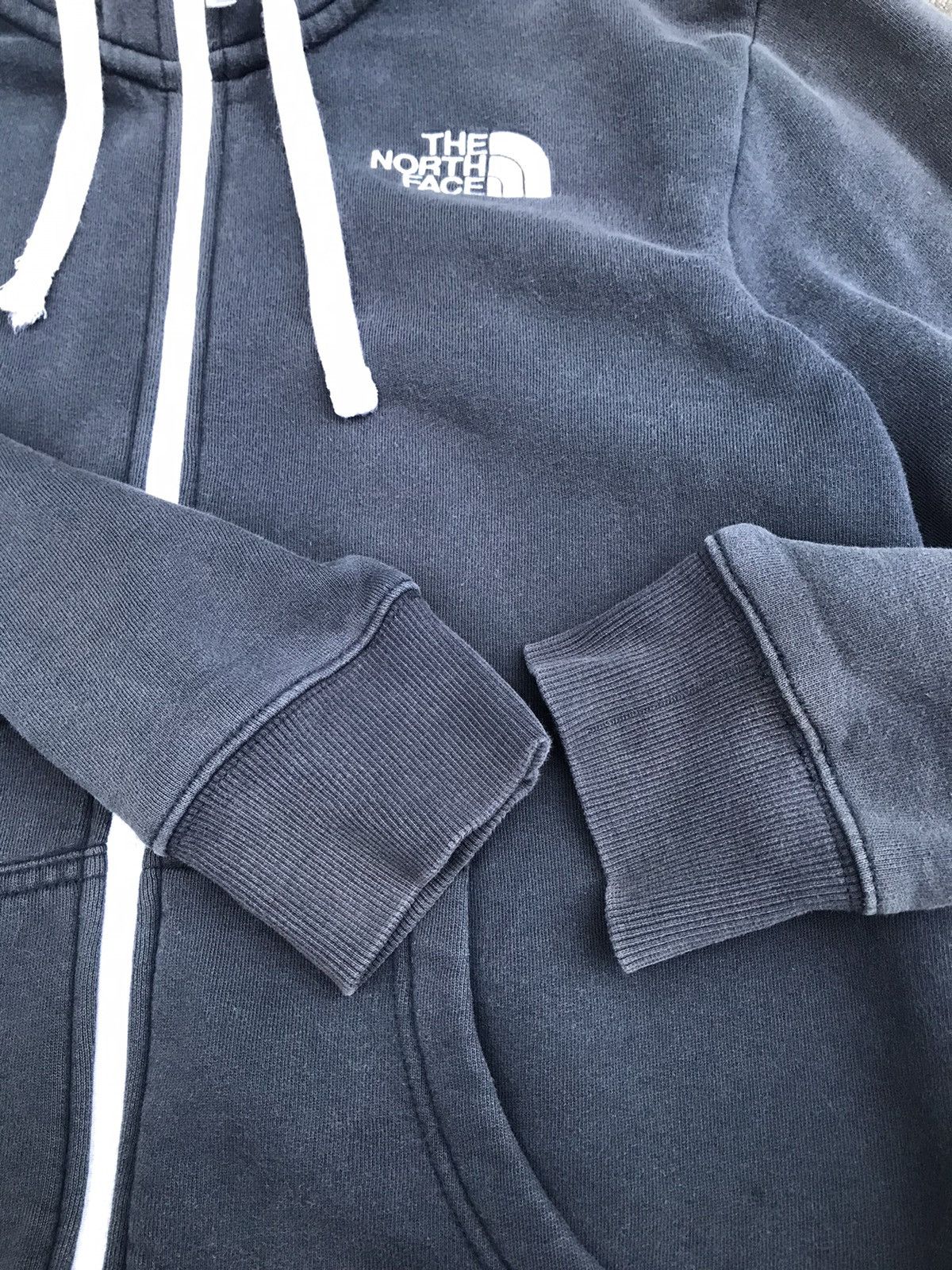 The North Face The North Face outdoor rearview full embroidered hoodie Size US L / EU 52-54 / 3 - 6 Thumbnail