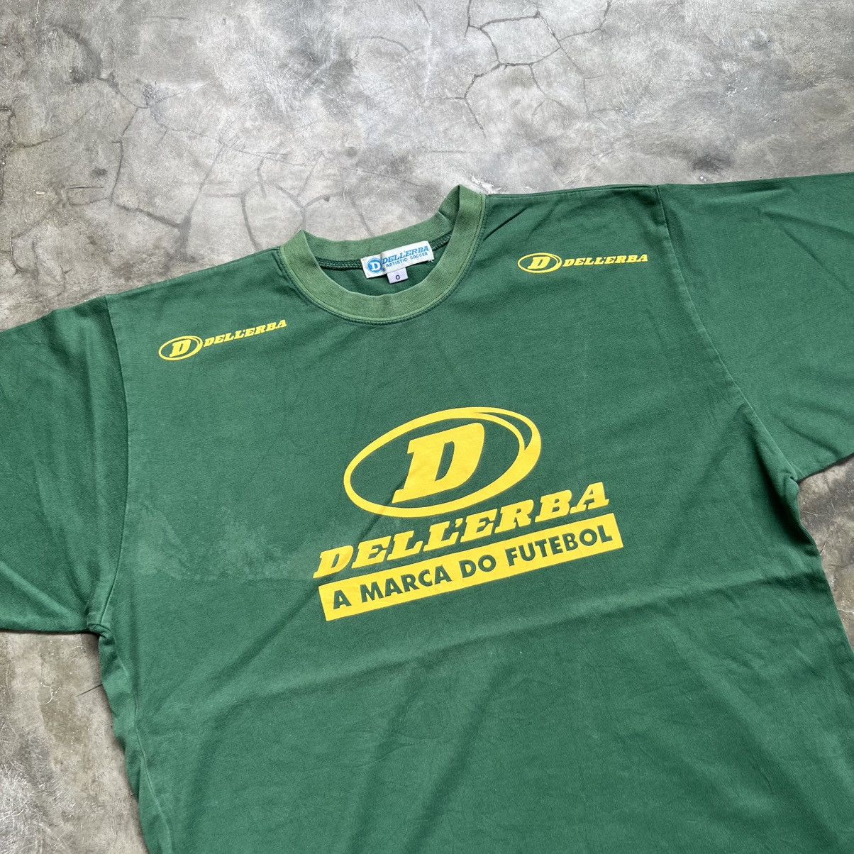 Vintage Vintage 90’s Dellerba Artistic Soccer T-Shirt Size US L / EU 52-54 / 3 - 2 Thumbnail