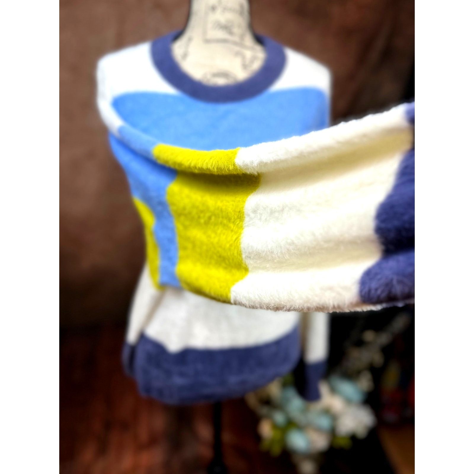 Other Oversized Bright Fluffy Soft Aerie Flurry Crew Sweater L Size L / US 10 / IT 46 - 6 Thumbnail