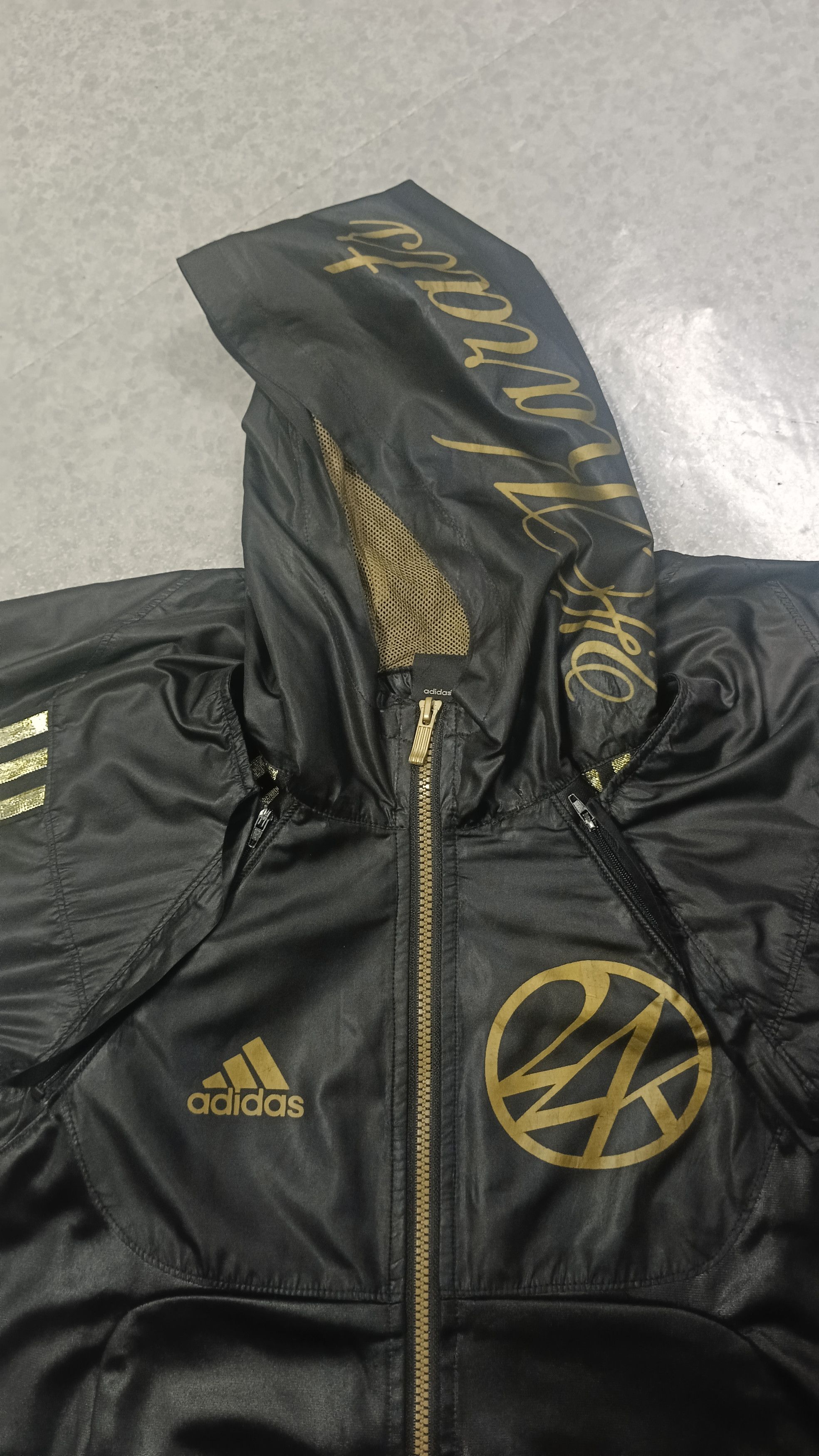 Adidas Vintage Adidas 24 Karats 2 in 1 Track Jacket Size US L / EU 52-54 / 3 - 6 Thumbnail