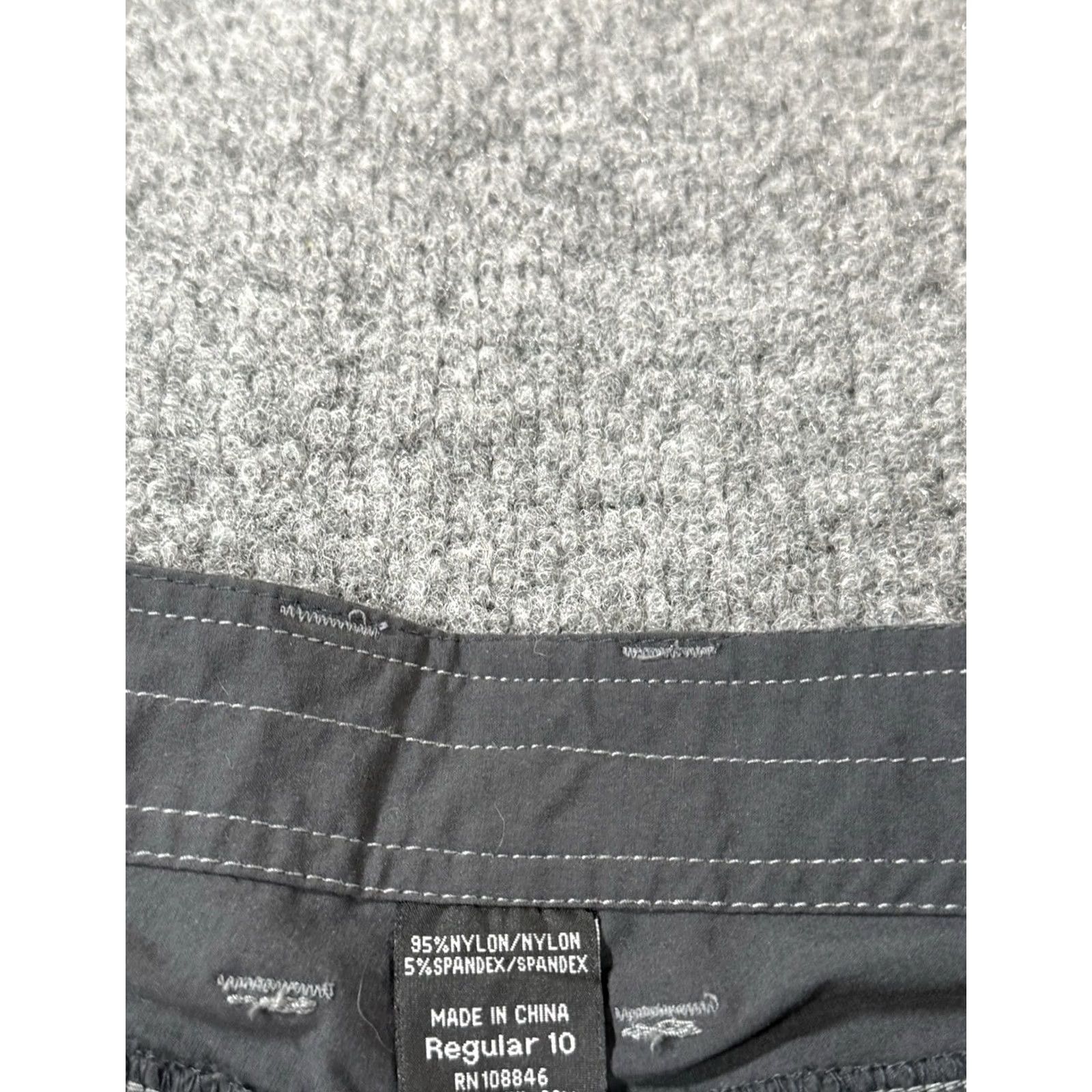 Vintage Kuhl Pants Womens 10 Gray Cargo Pockets Hiking Pants Straight Roll Up Leg Size 32" / US 10 / IT 46 - 6 Thumbnail