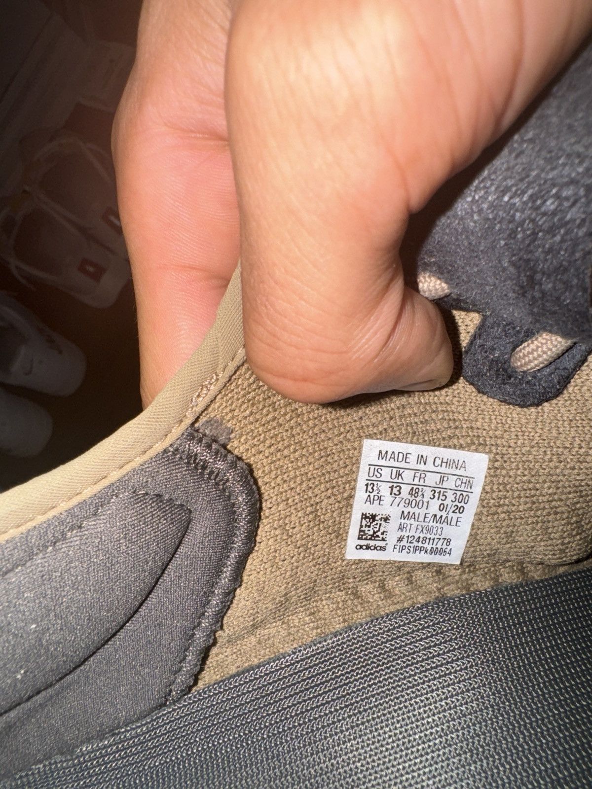 Yeezy Yeezy V2 earth Size US 13 / EU 46 - 8 Thumbnail
