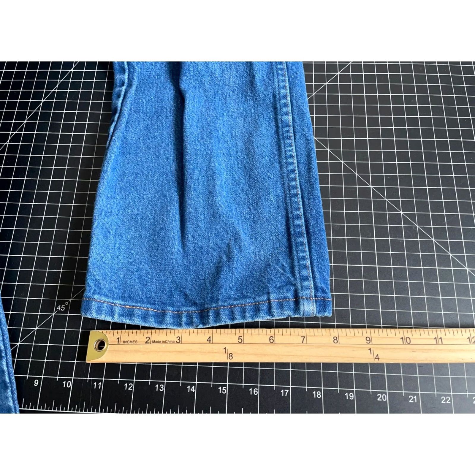 Wrangler VINTAGE Wrangler Cowboy Cut Jeans Men's 36 x 27 Blue Denim 13MWZ 90s Hipster Retro Regular Mens Side Zip Fly 5-Pocket Size US 36 / EU 52 - 7 Thumbnail