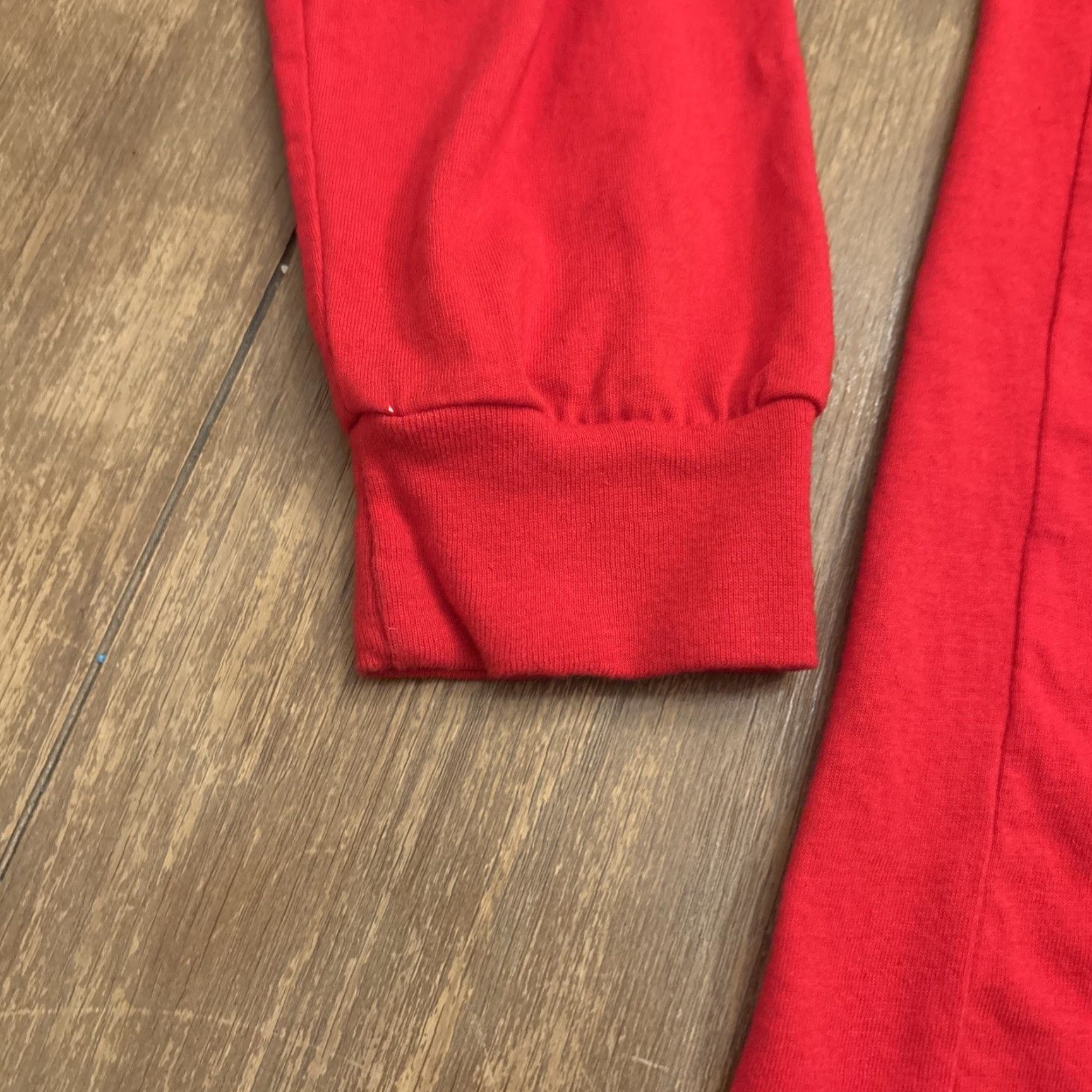 Vintage VINTAGE Kinwamonster T-Shirt Long Sleeve Red Anime Size M Mens Discontinued 90s Theme Kinwamonster Brand Shirt Size US M / EU 48-50 / 2 - 3 Thumbnail