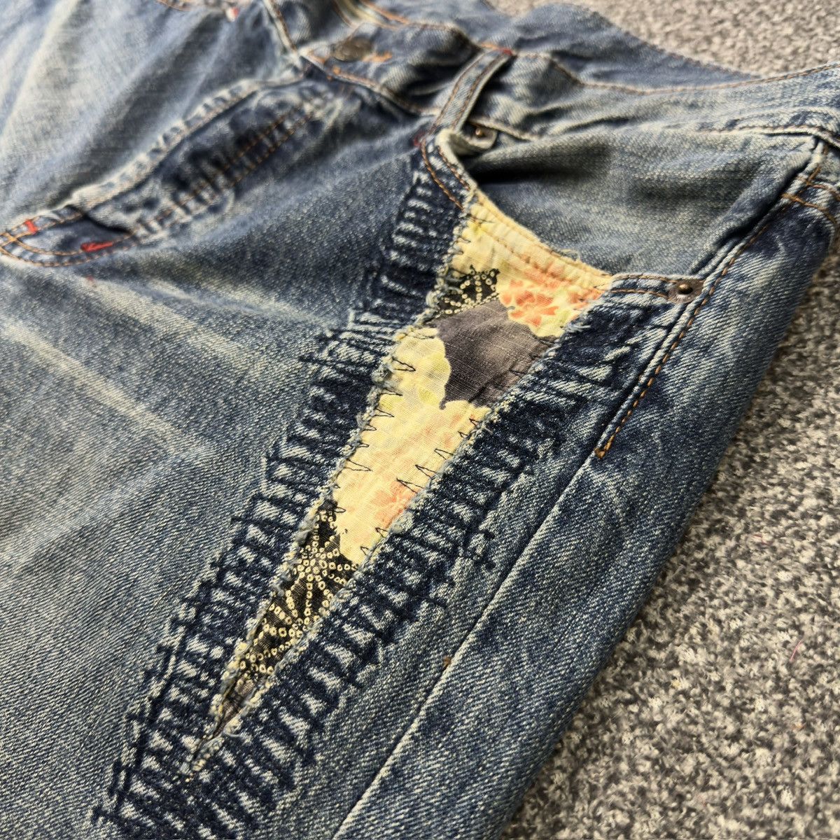 Japanese Brand 🔥🇯🇵 Archive Takeo Kikuchi Distressed Boro Sashiko Denim Size US 36 / EU 52 - 5 Thumbnail