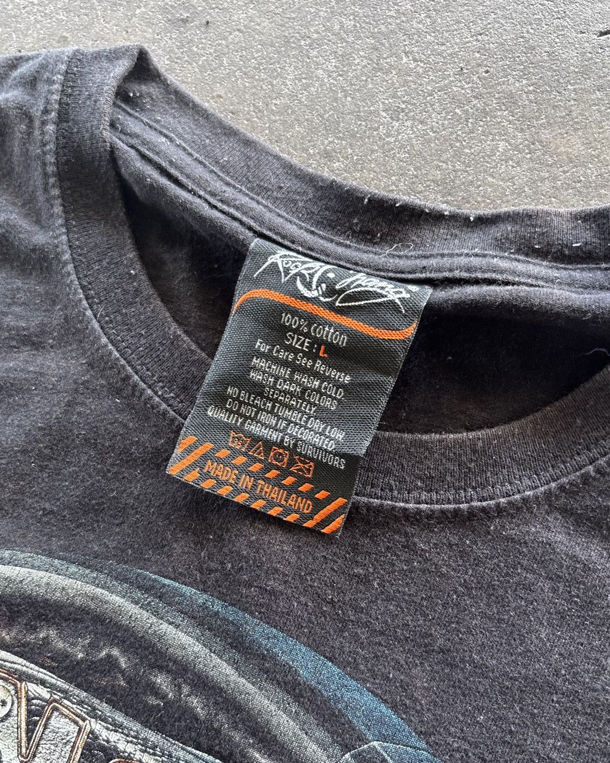 Japanese Brand × Vintage Vintage Rock Chang Dog Art Faded Black Tee Size US L / EU 52-54 / 3 - 5 Thumbnail