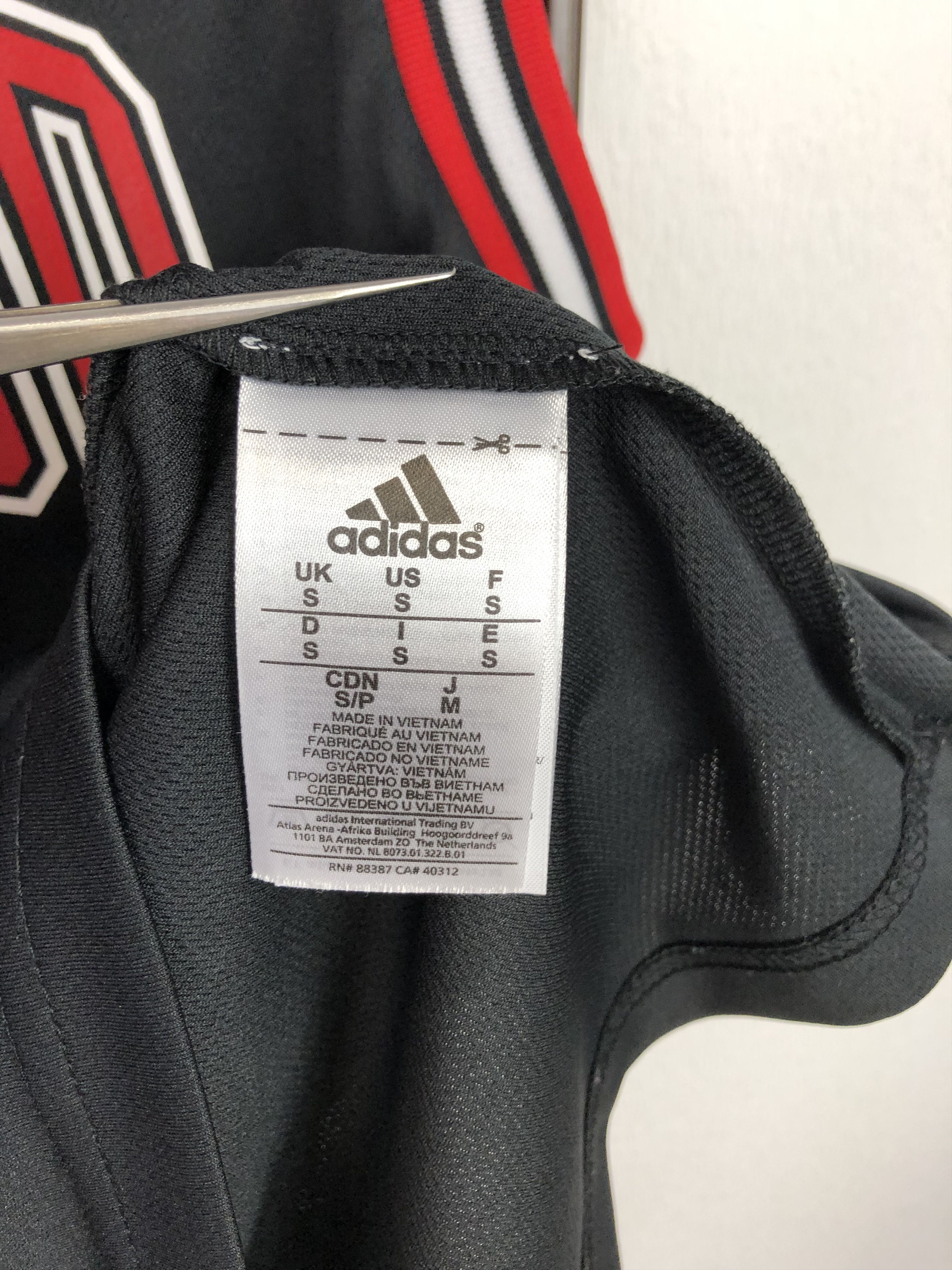 Adidas Adidas Chicago Bulls Black Jersey #1 Rose NBA Tee Hype Size US S / EU 44-46 / 1 - 6 Thumbnail